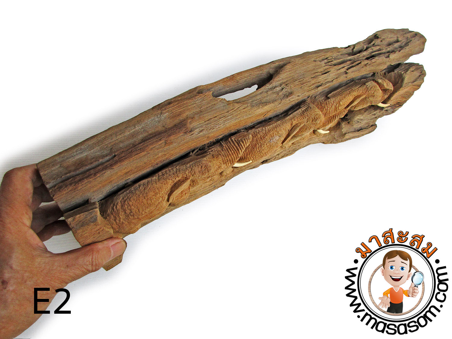 ช้างไม้สักแกะสลัก