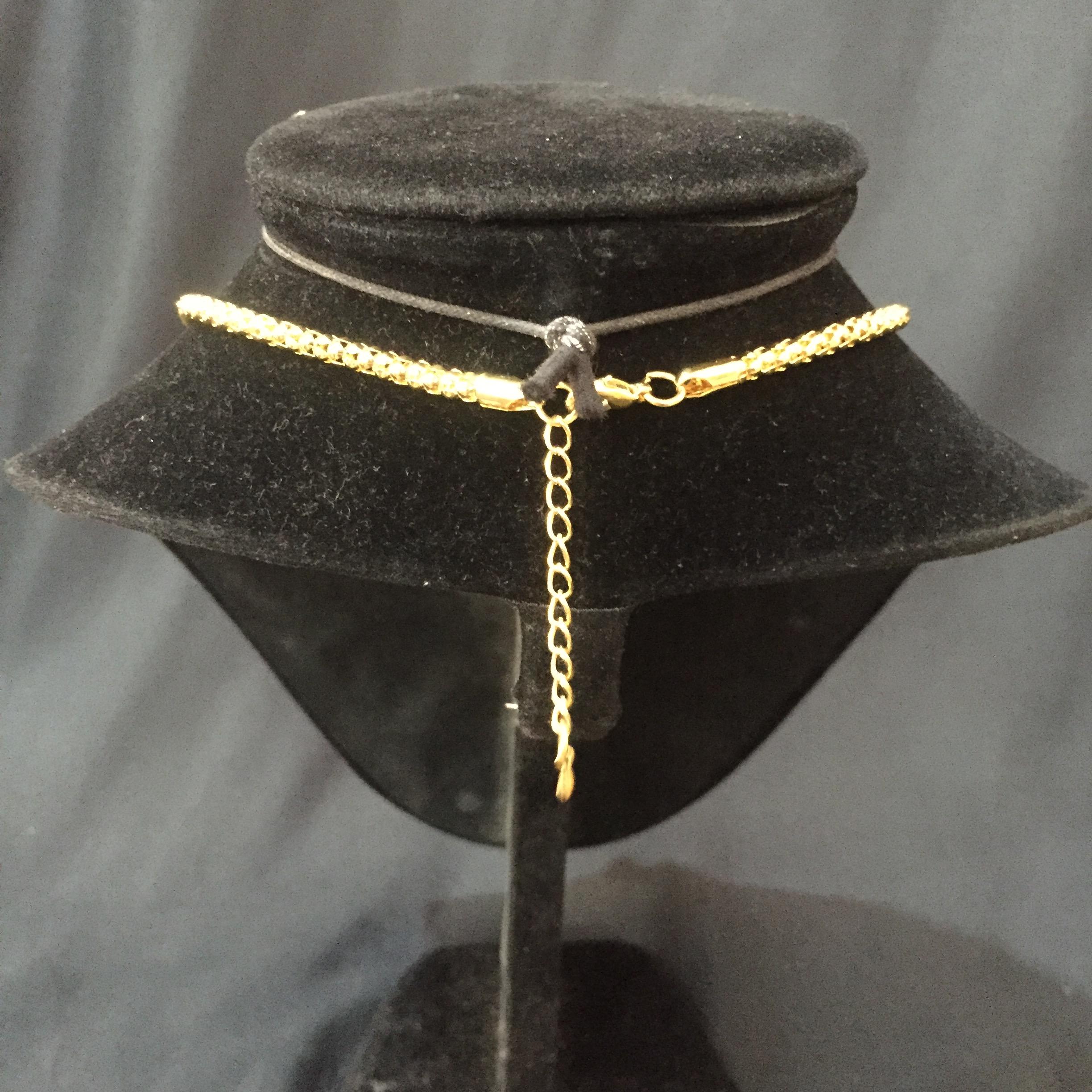 (พร้อมส่ง) เครื่องประดับไทยสร้อยคอ+ต่างหู 058 (หนีบ) สีเขียว-แดง