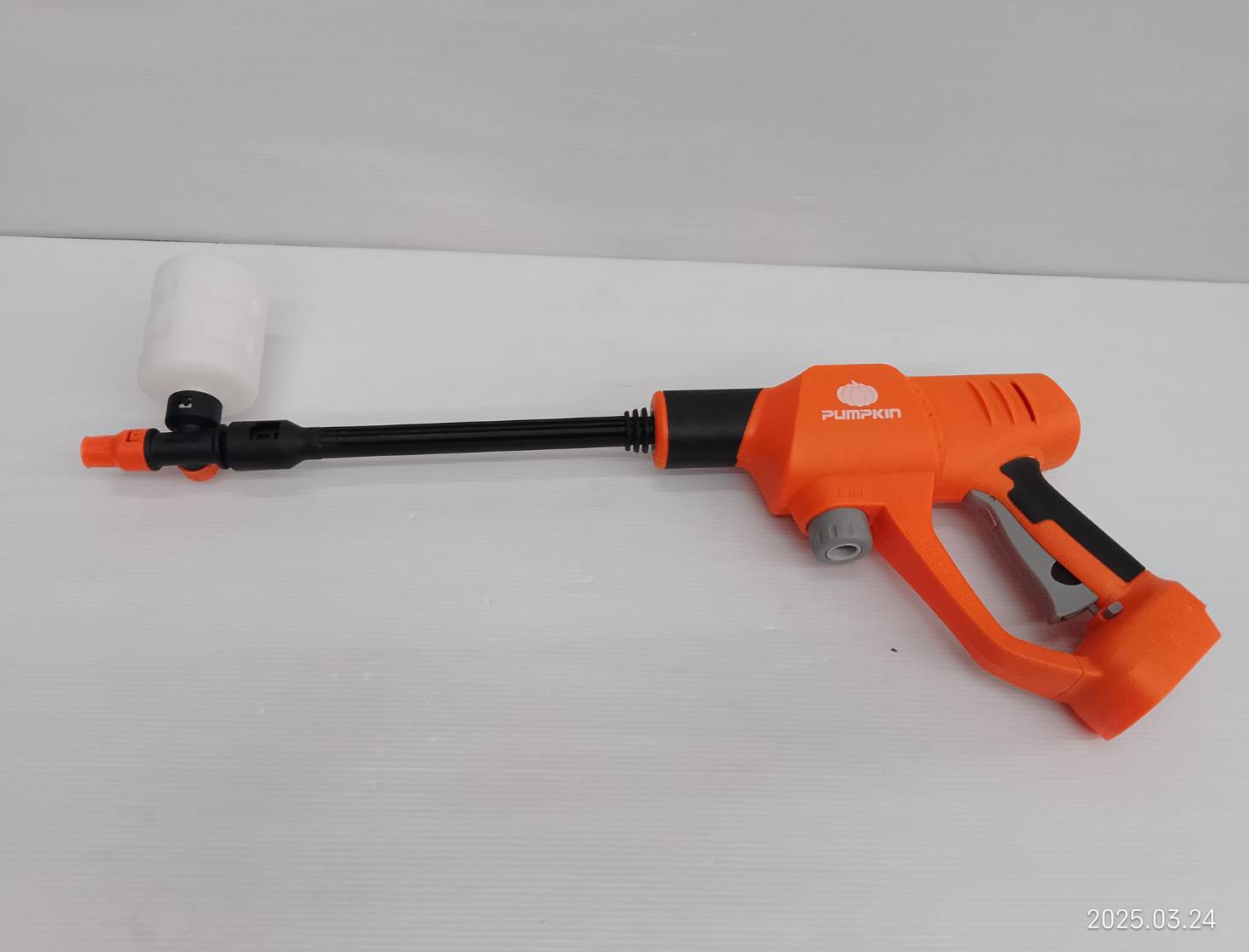 ปืนฉีดน้ำไร้สาย20V INF-70WGB PUMPKIN 50400 (เครื่องเปล่า)