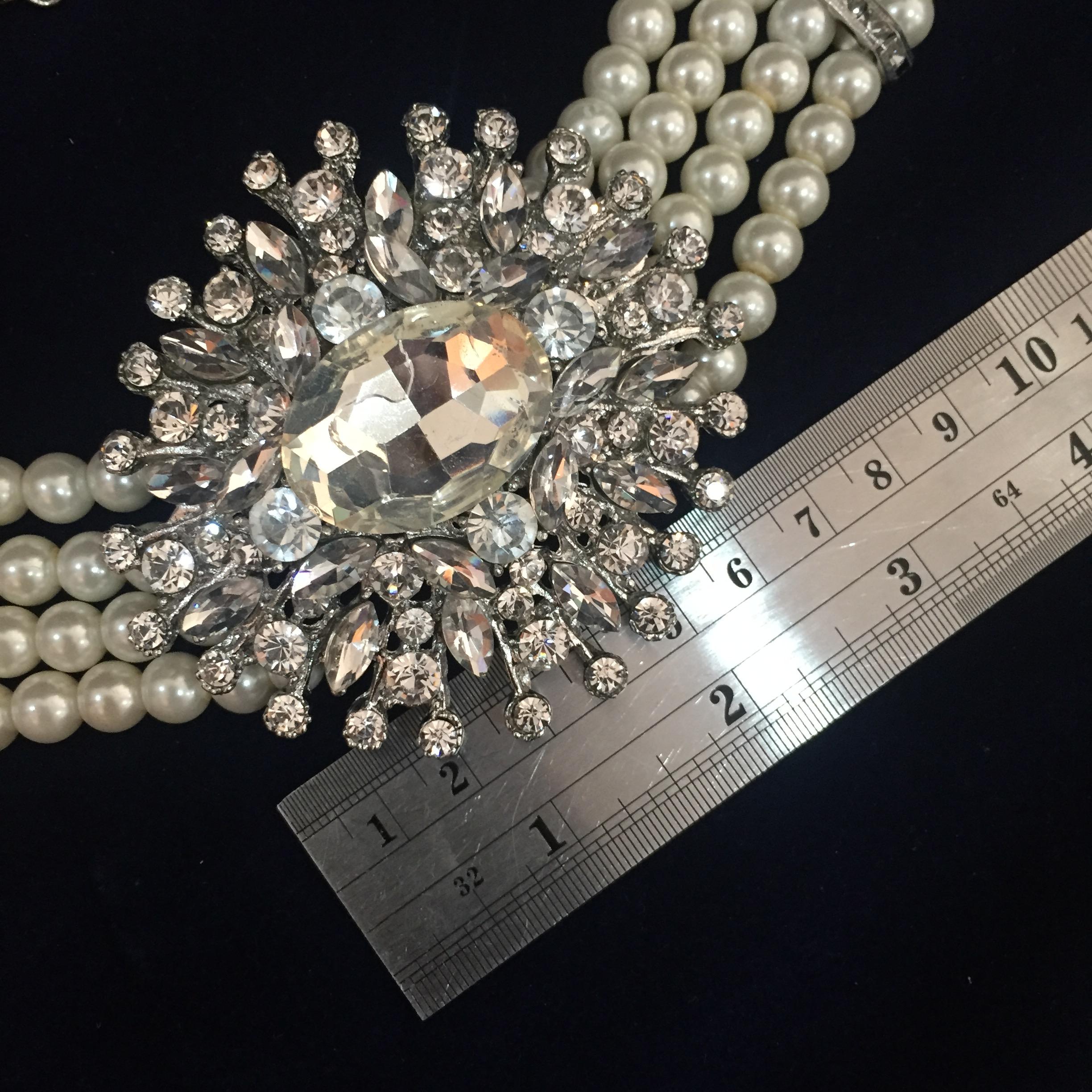 (พร้อมส่ง) เข็มขัดมุก009 (มีตำหนิที่หัวเข็มขัด)