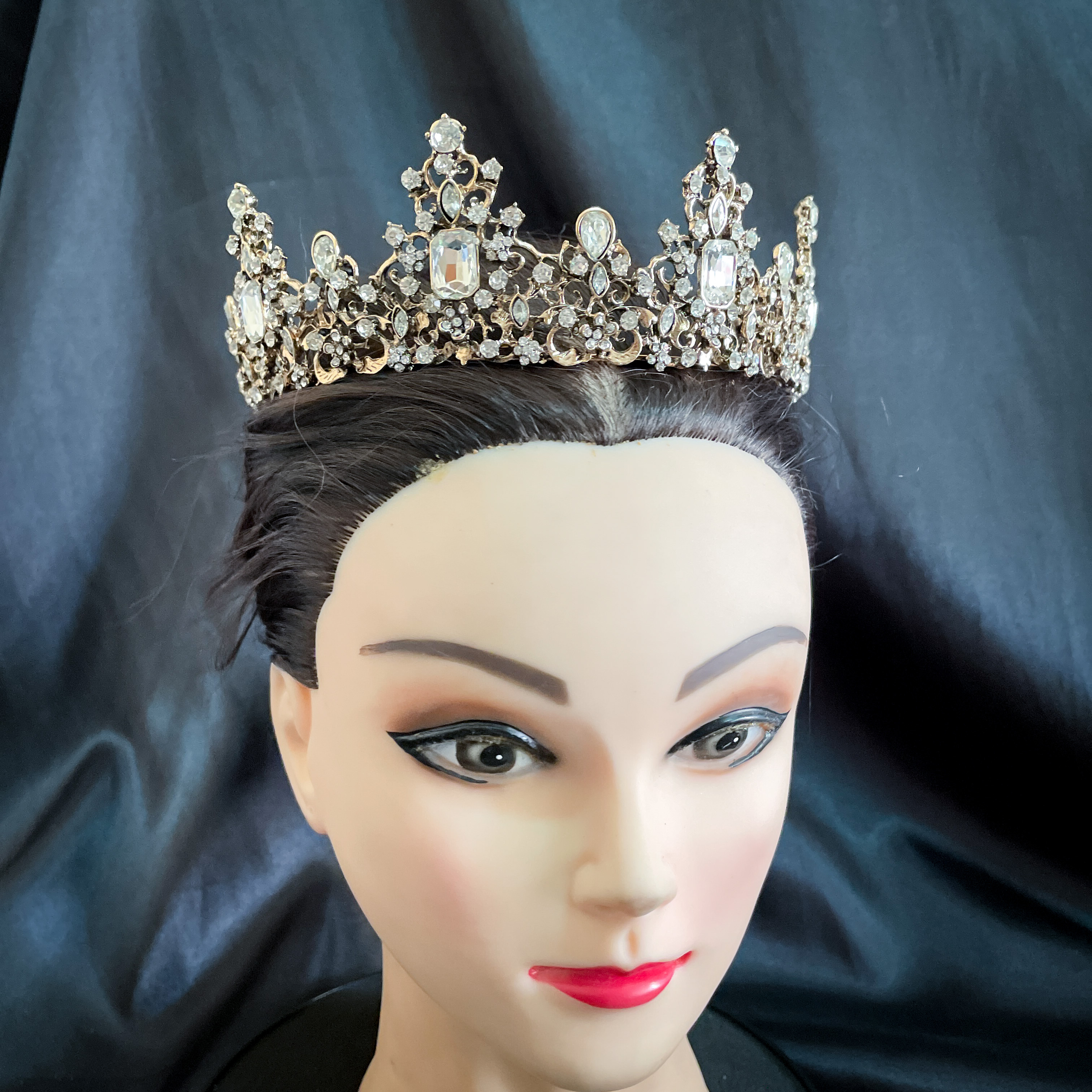 (พร้อมส่ง) มงกุฏ 066 สีวินเทจ+เพชรขาว มงกุฎนางงาม มงกุฎเจ้าชาย มงกุฎสไตล์วินเทจ งานสวย QCเพชรทุกเม็ดไมมีหลุด