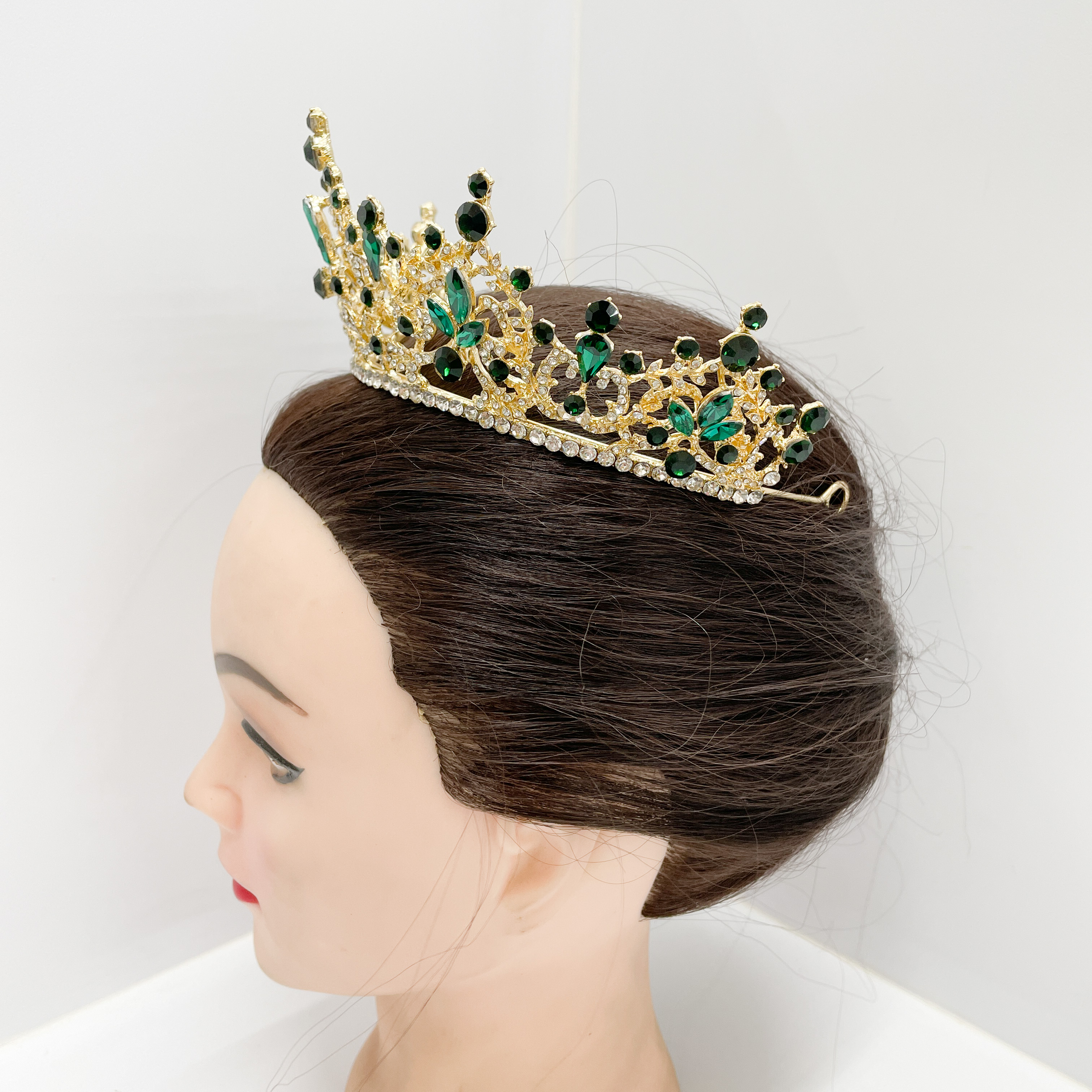 (พร้อมส่ง) เทียร่า 348 สีเขียว งานสวย ปราณีต QCเพชรทุกเม็ด สินค้าพร้อมส่งจากไทย