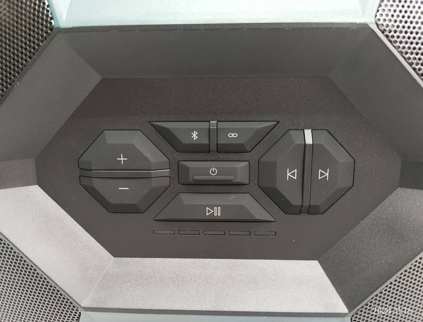 ลำโพง บลูทูธ GPB18V-6C Professional BOSCH 06014A6000