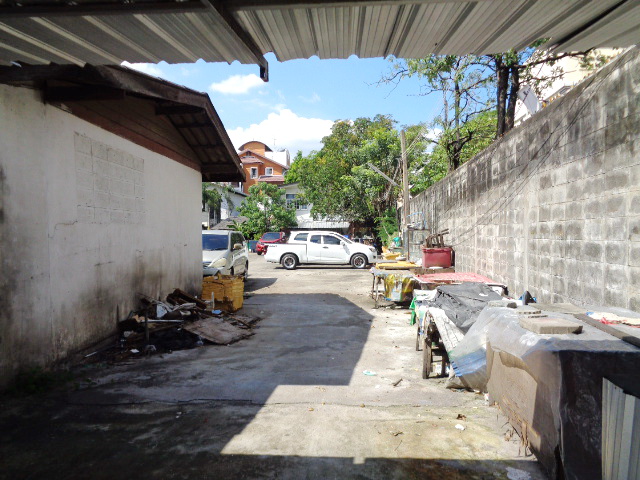 H1139 ขายด่วน ที่ดิน 202 ตารางวา อยู่ติดถนนอ่อนนุช (สุขุมวิท77) ระหว่างซอยอ่อนนุช61-63 เหมาะปลูกบ้านหรือทำธุรกิจ แขวงประเวส เขตประเวศ