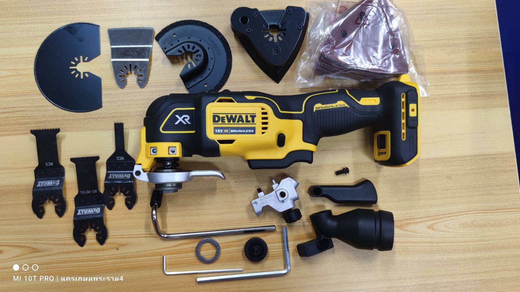 มัลติทูลไร้สาย18V DCS356NT DEWALT