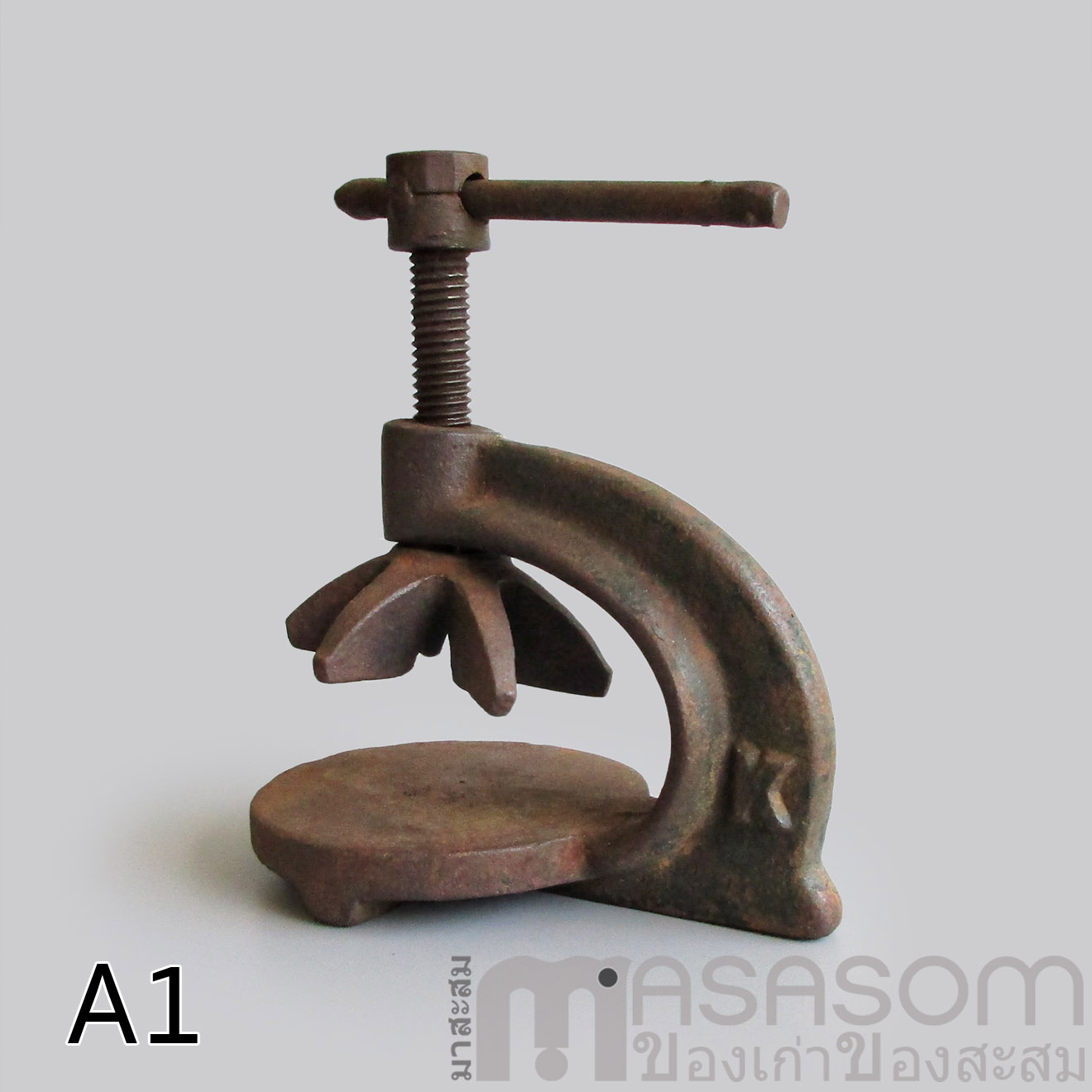 เหล็กปะยาง(ตัวหนีบขาไก่)