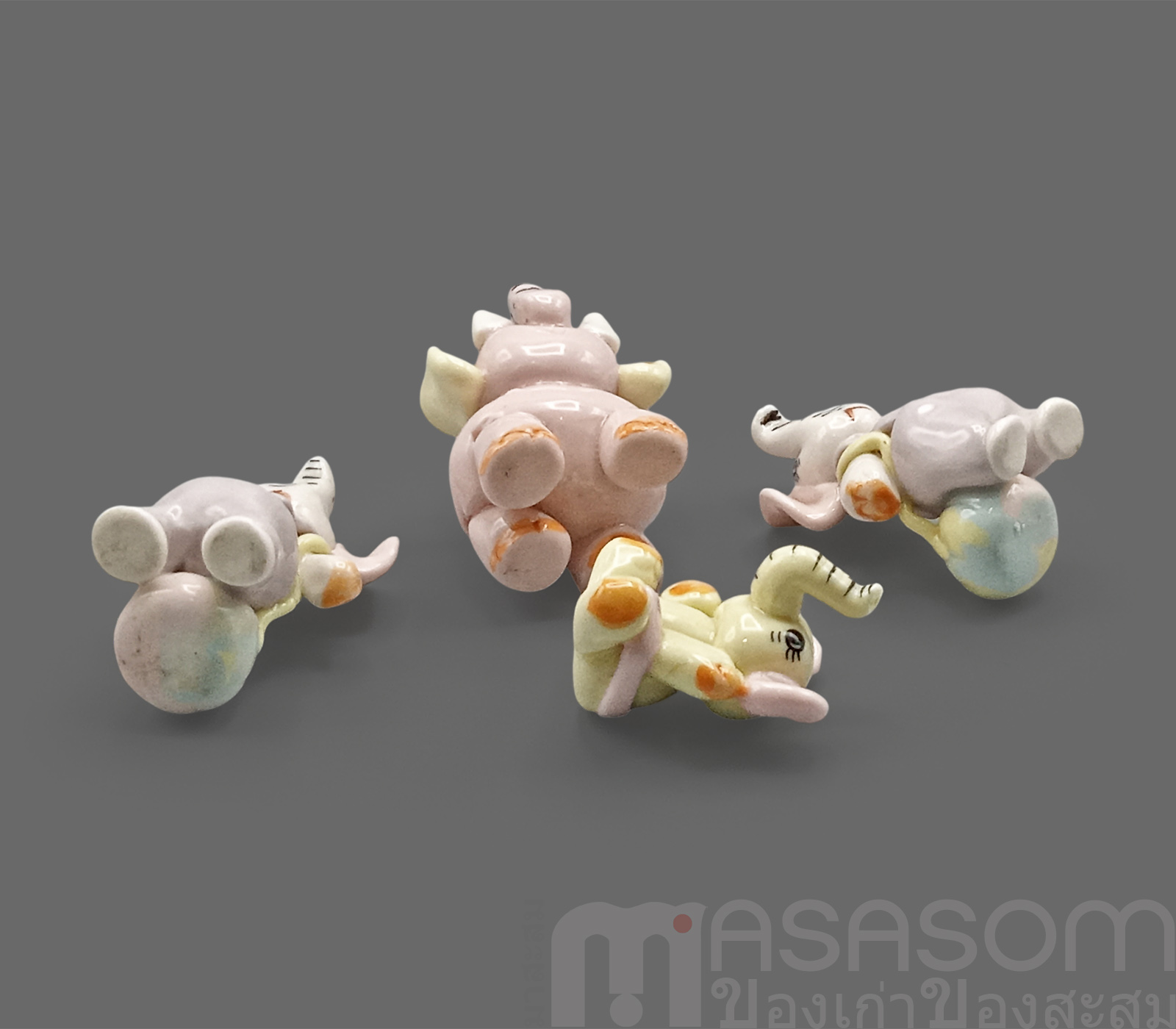 ช้างครอบครัวเซรามิค