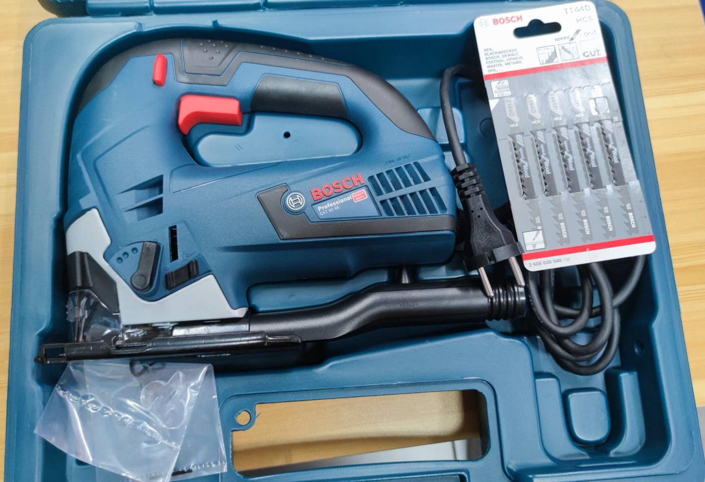 จิกซอ GST90BE BOSCH