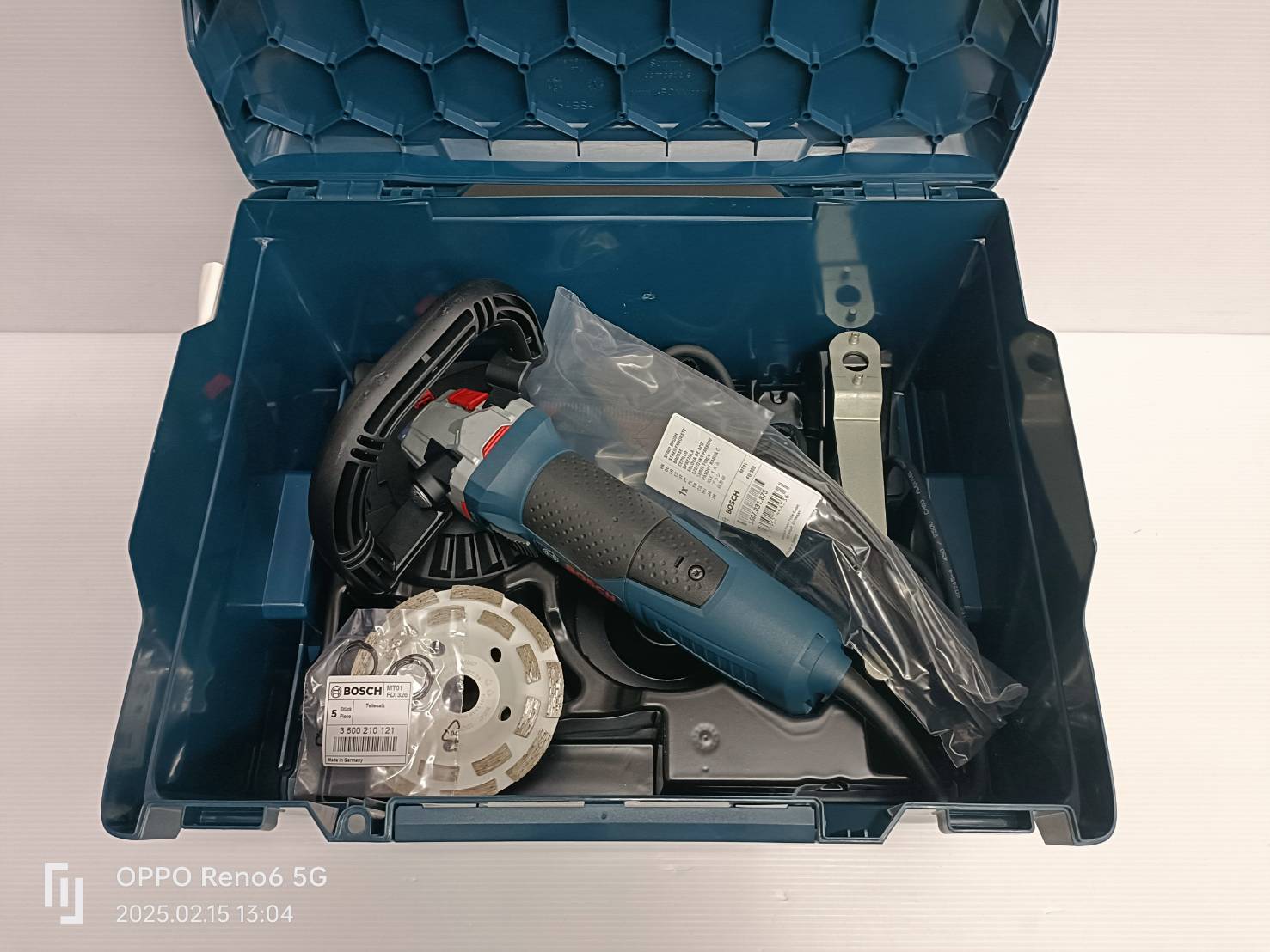 เครื่องขัดหิน5" GBR15CAG BOSCH