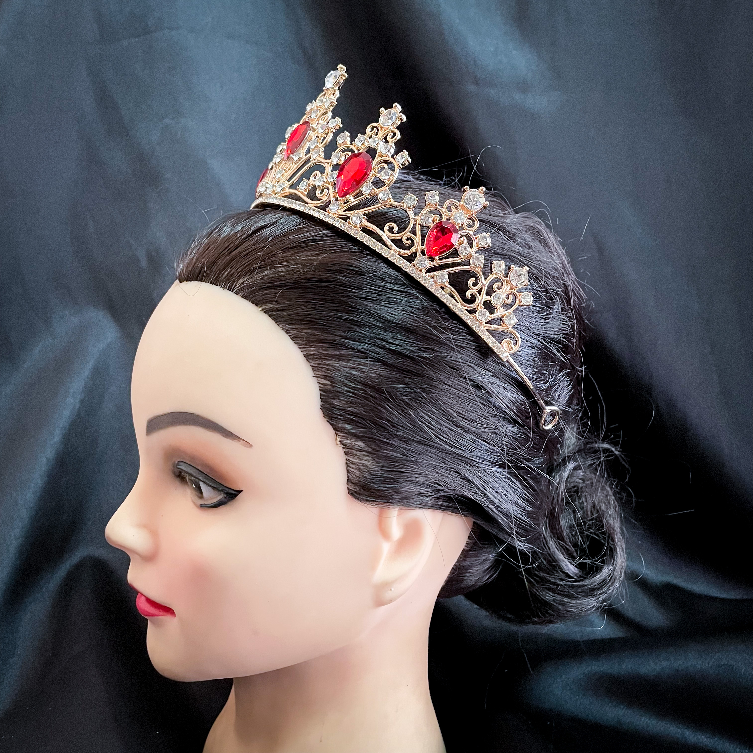 (พร้อมส่ง) เทียร่า 319 สีแดง มงกุฎนางงาม มงกุฎเจ้าหญิง งานสวย ปราณีต QCเพชรทุกเม็ด สินค้าพร้อมส่งจากไทย