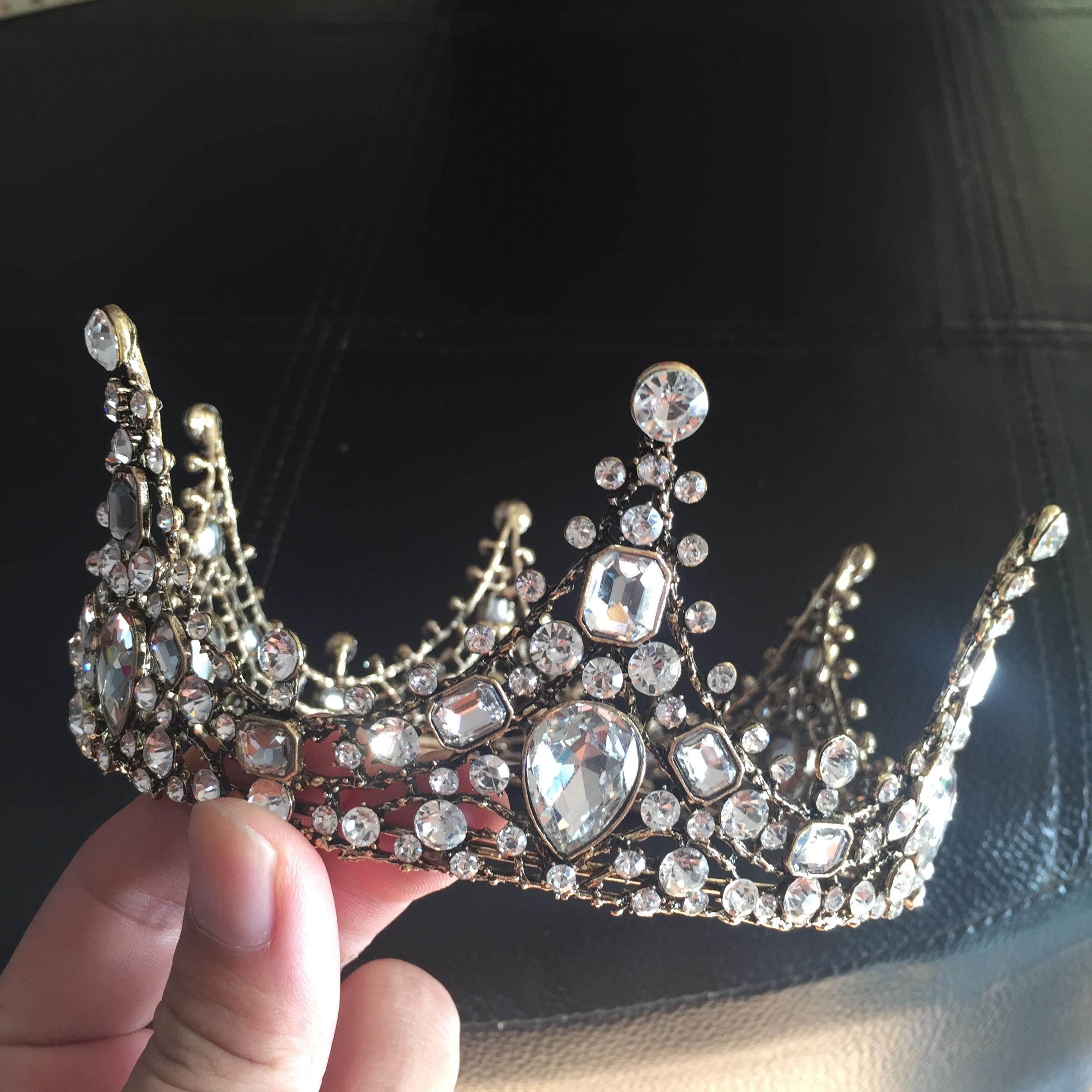 (พร้อมส่ง) มงกุฏ 043