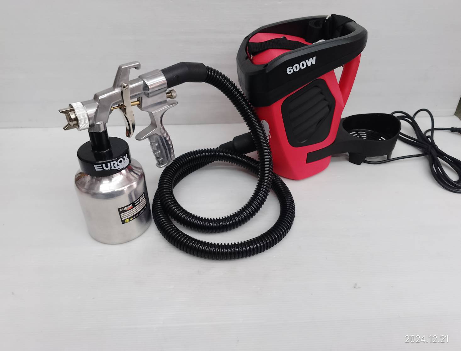 EUROX กาพ่นสีไฟฟ้า 600W รุ่น ES-3
