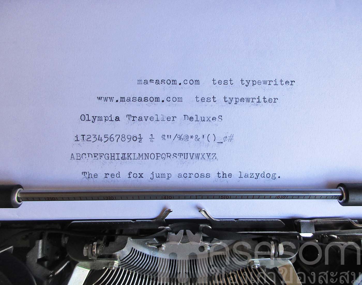 พิมพ์ดีดกระเป๋าหิ้วBrother