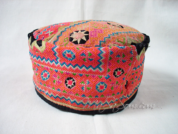 หมวกแม้ว