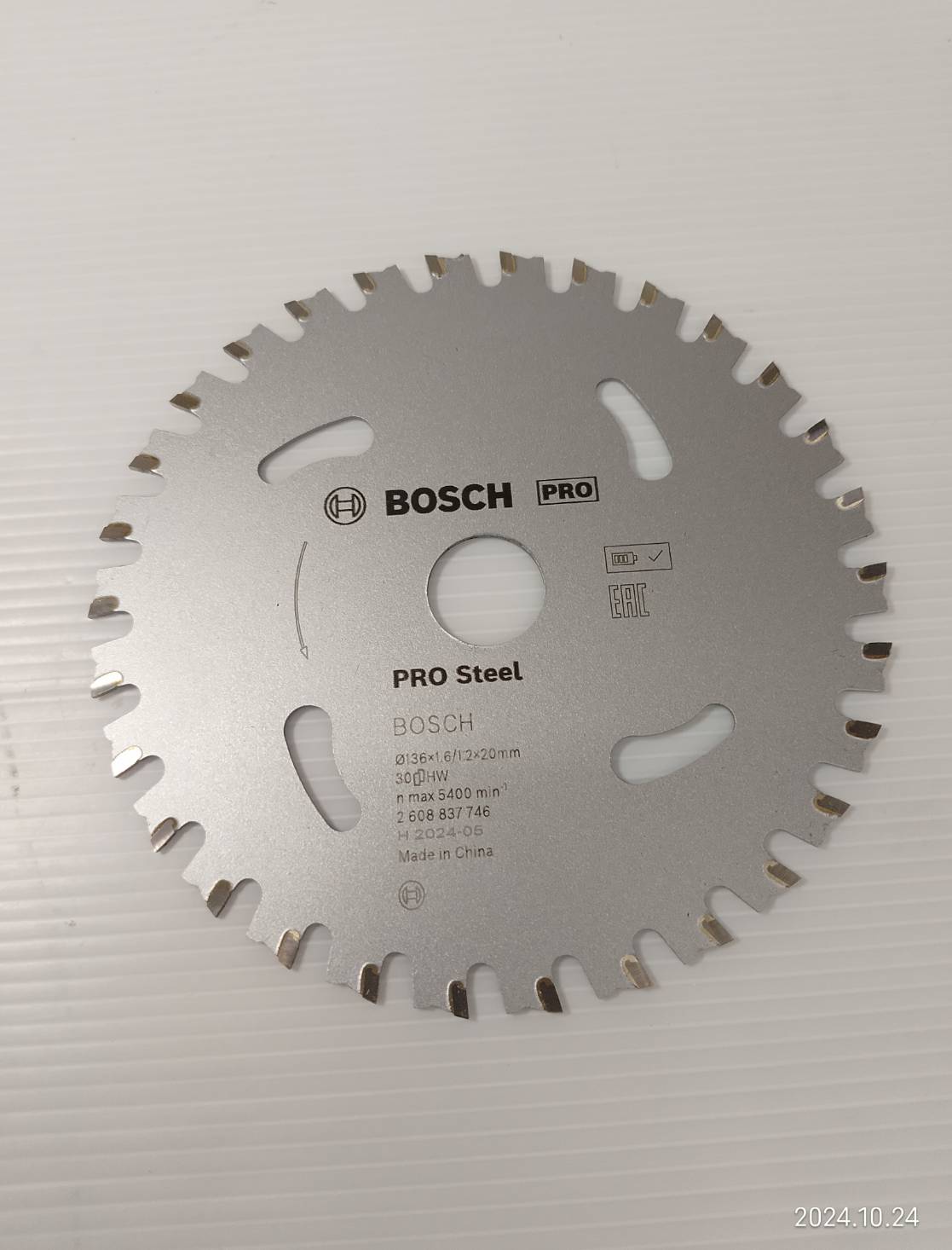ใบเลื่อยตัดเหล็ก 5"x30T BOSCH #2608837746