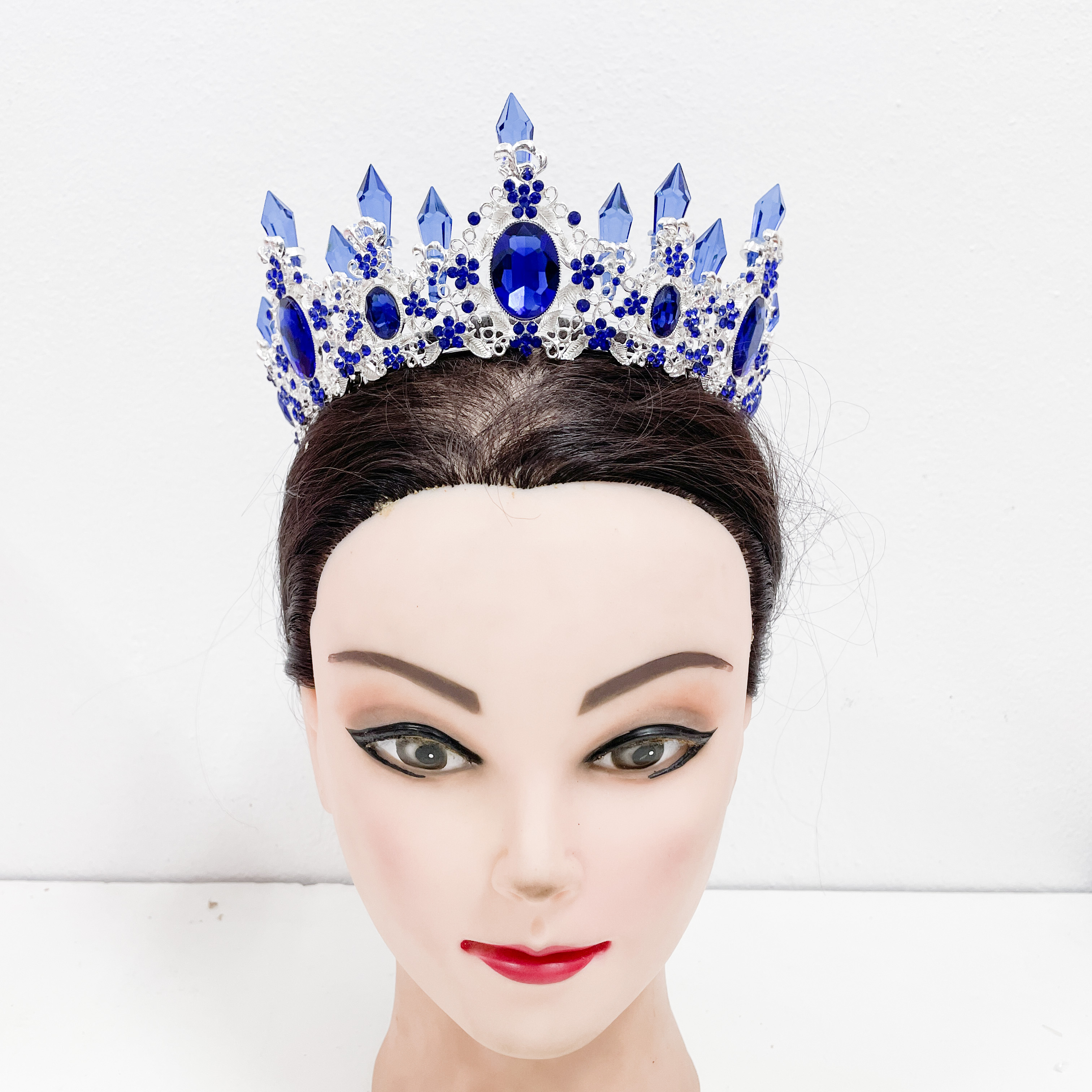 (พร้อมส่ง) เทียร่า 041 สีน้ำเงิน มงกุฎนางงาม มงกุฎเจ้าหญิง งานสวย ปราณีต QCเพชรทุกเม็ด สินค้าพร้อมส่งจากไทย