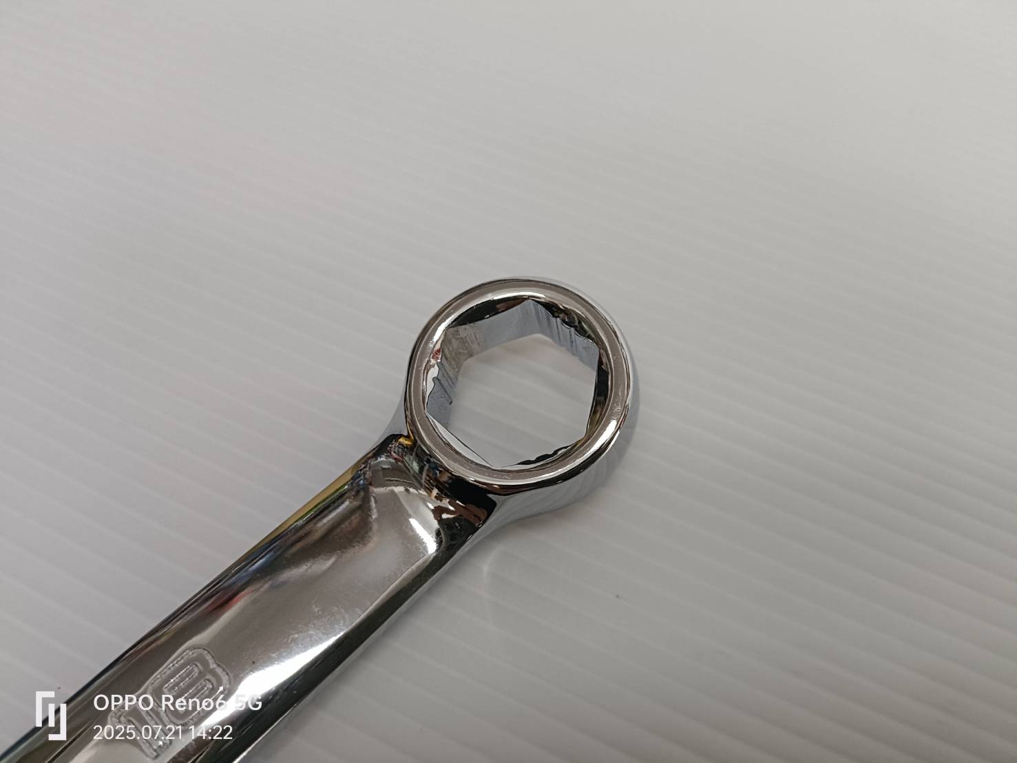 DEWALT ชุดประแจแหวนข้าง 18 ชิ้น 6-24 มม. รุ่น DWMT45429 ซองผ้า