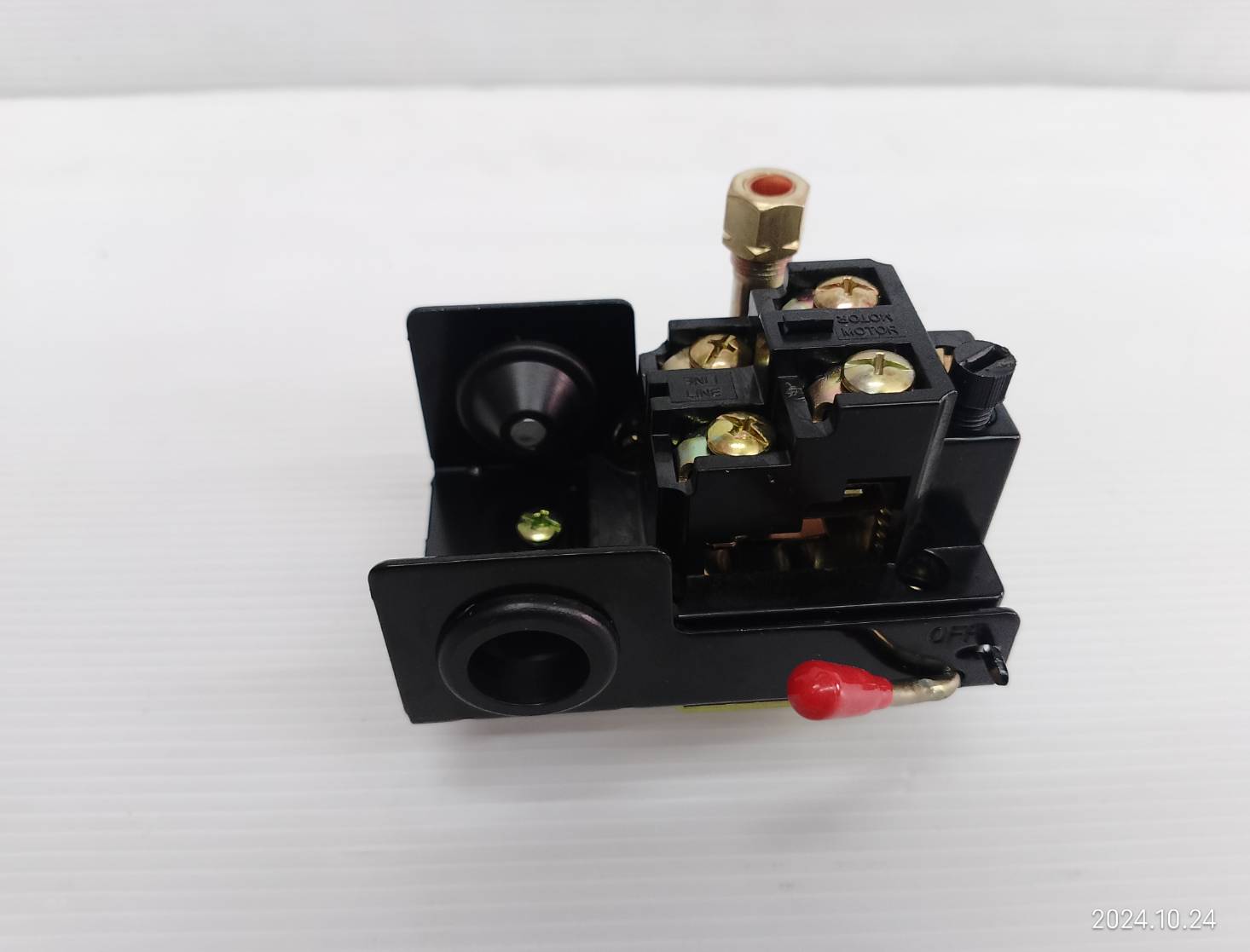 POLO สวิตช์ควบคุมแรงดัน ระบบลม (1 WAY) รุ่น PC-6 ช่วงแรงดัน 20-175 PSI ใช้งานสำหรับปั๊มลม (โปโล)