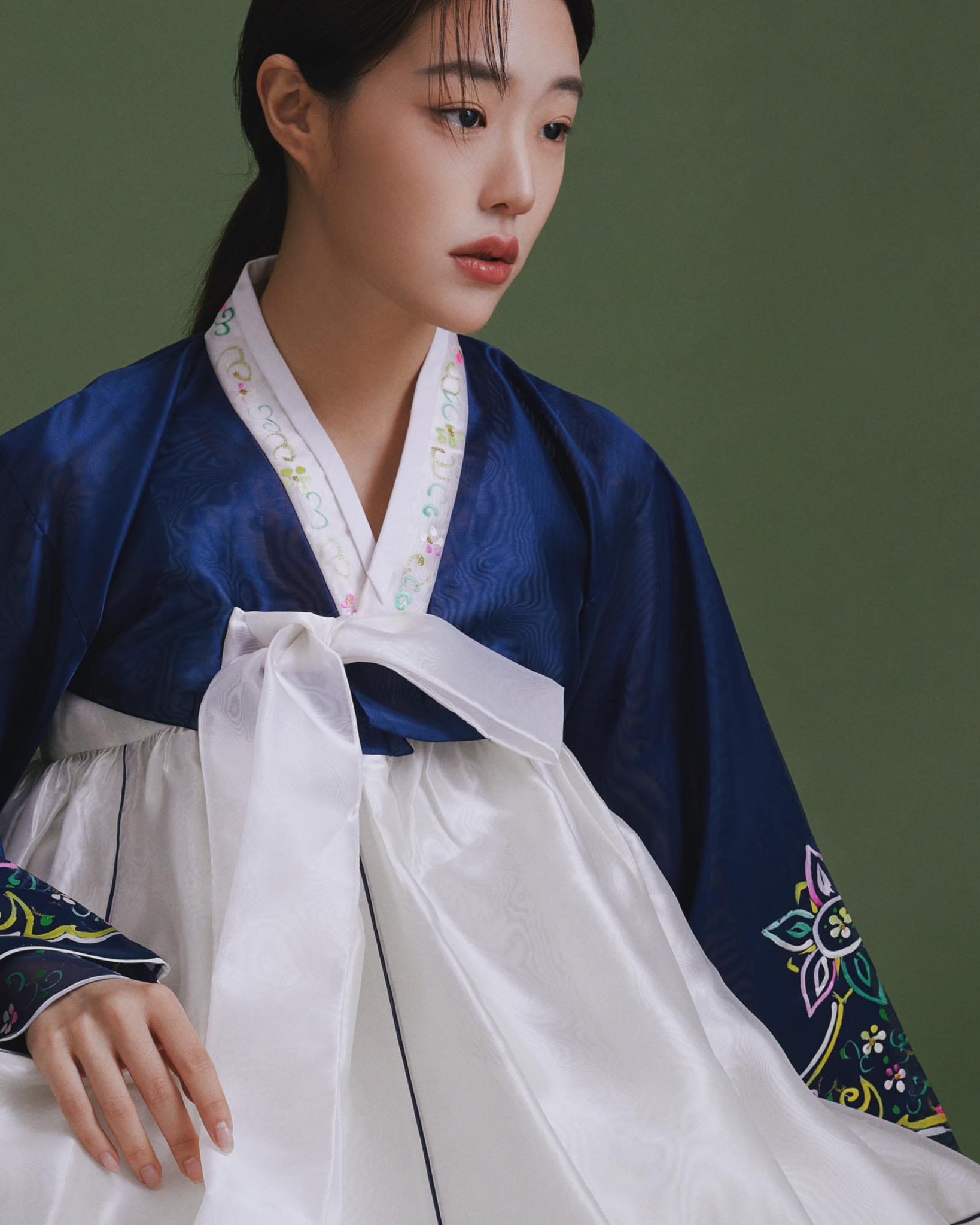 ชุดฮันบก เสื้อสีกรม(น้ำเงินเข้ม)/กระโปงสีขาวครีม(M 34นิ้ว)02