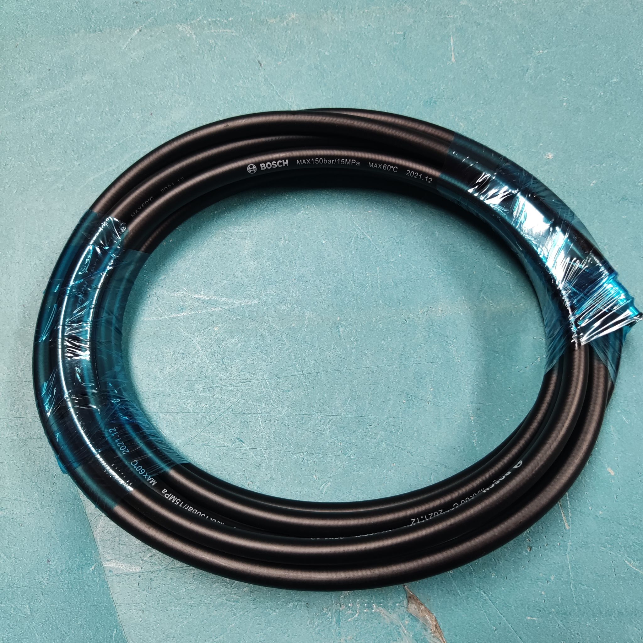 เครื่องฉีดน้ำแรงดันสูง UniversalAquatak125 BOSCH