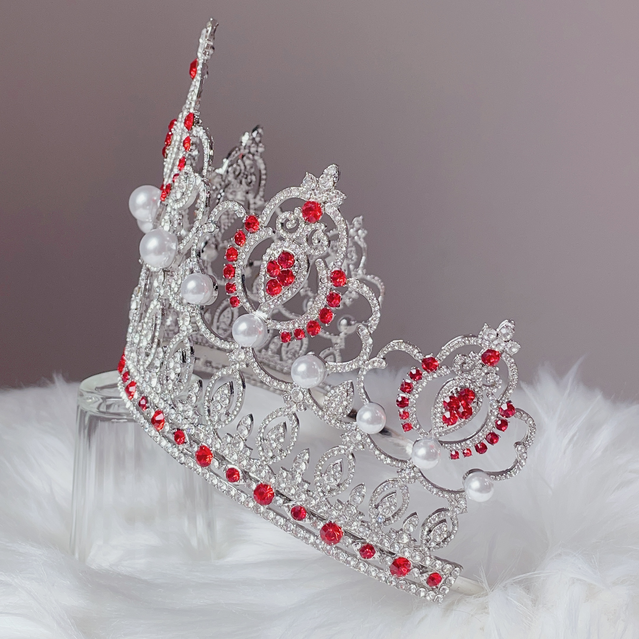 (พร้อมส่ง) มงกุฏ 092 สีแดง มงกุฎนางงาม มงกุฎเพชร มงกุฎประกวด สินค้าพร้อมส่ง ไม่ต้องรอนาน งานพรีเมี่ยม