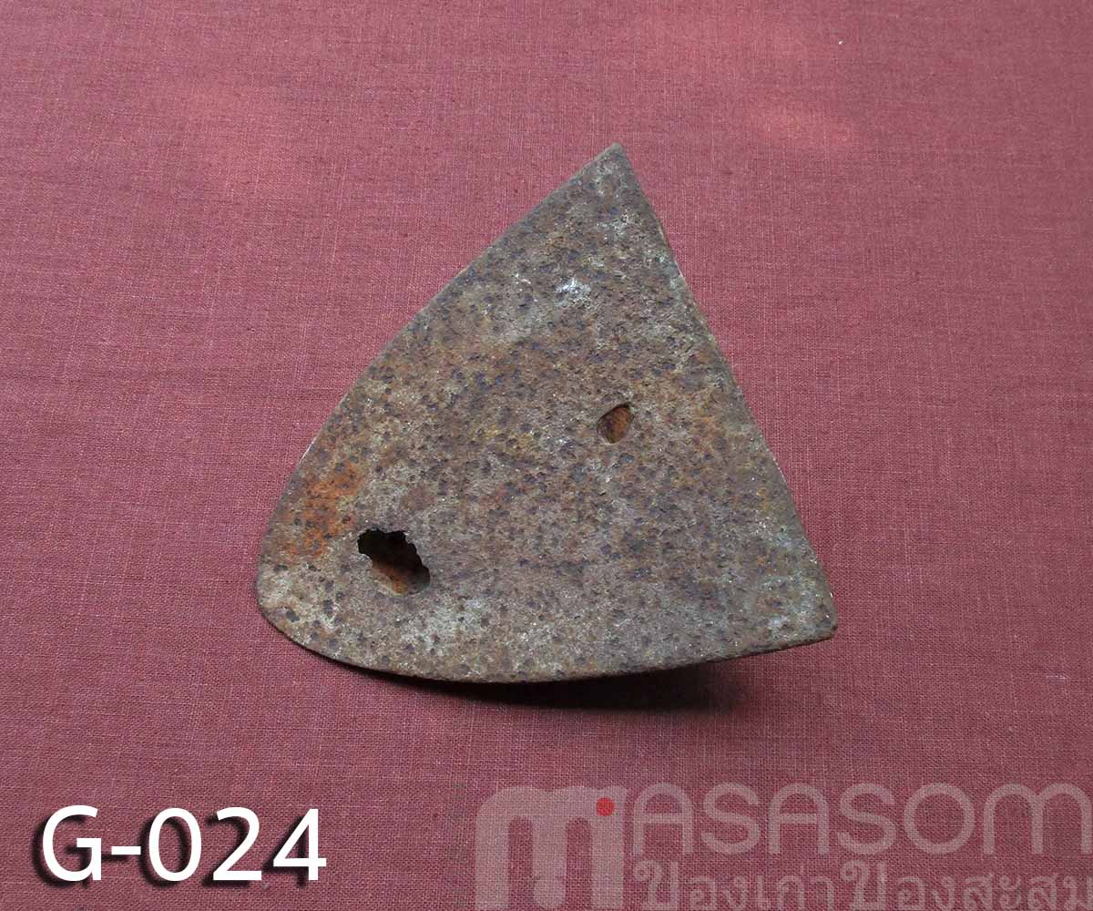 ผานไถโบราณอายุนับร้อยปี