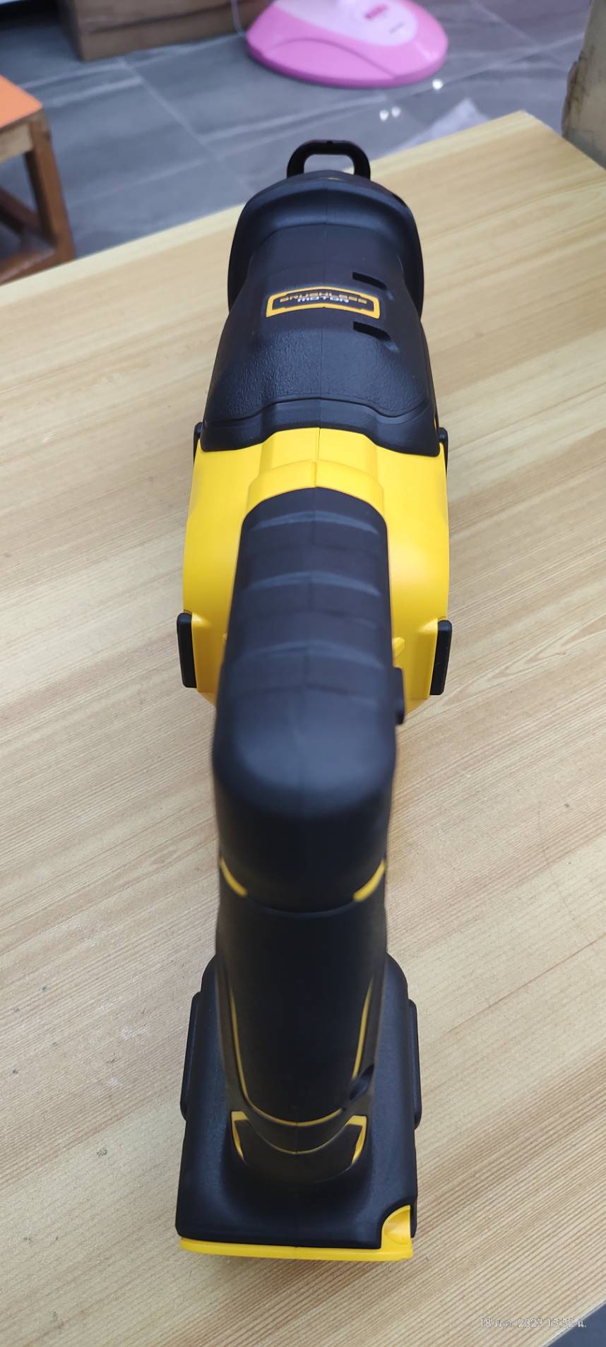 DEWALT เลื่อยชักไร้สาย ไร้แปรงถ่าน 18V(20V Max) เฉพาะตัวเครื่อง รุ่น DCS382N