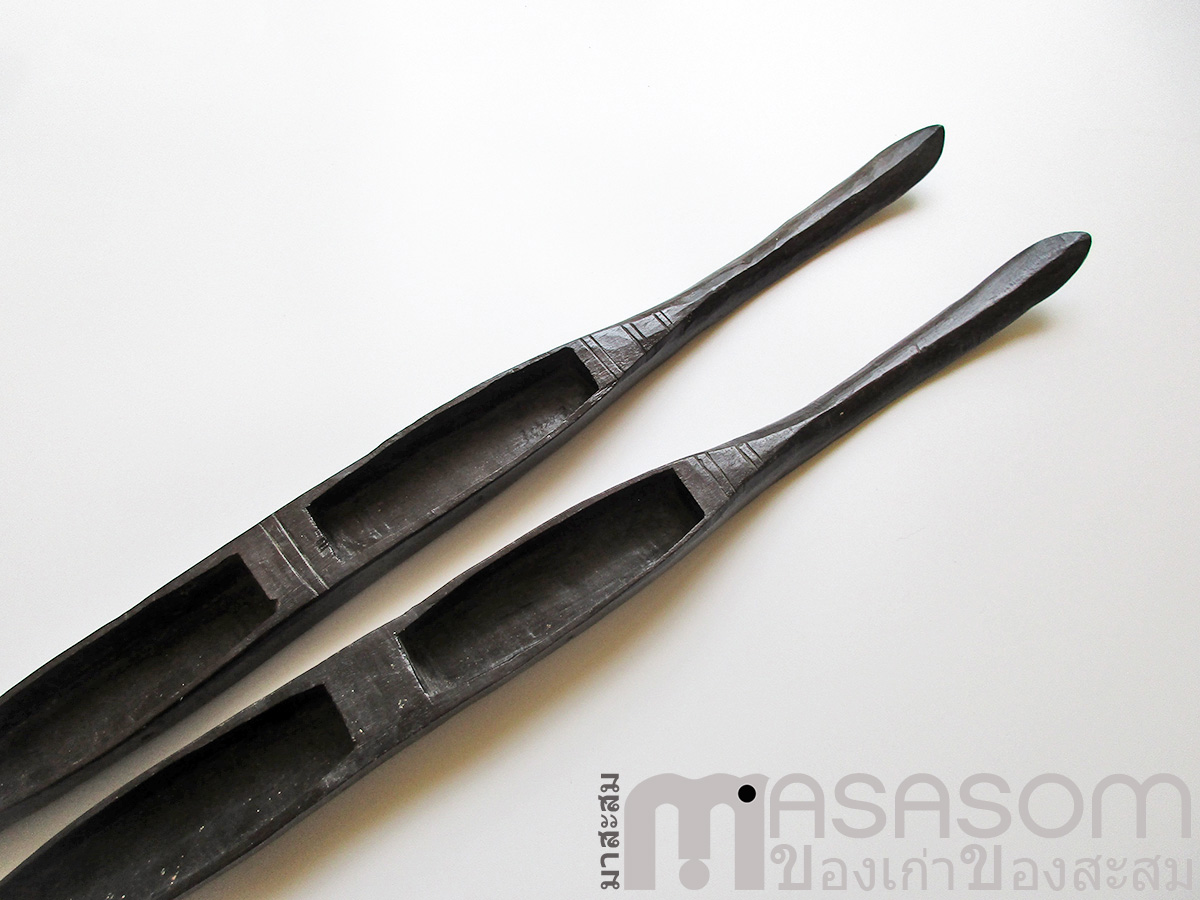 กระสวยทอผ้าเก่า