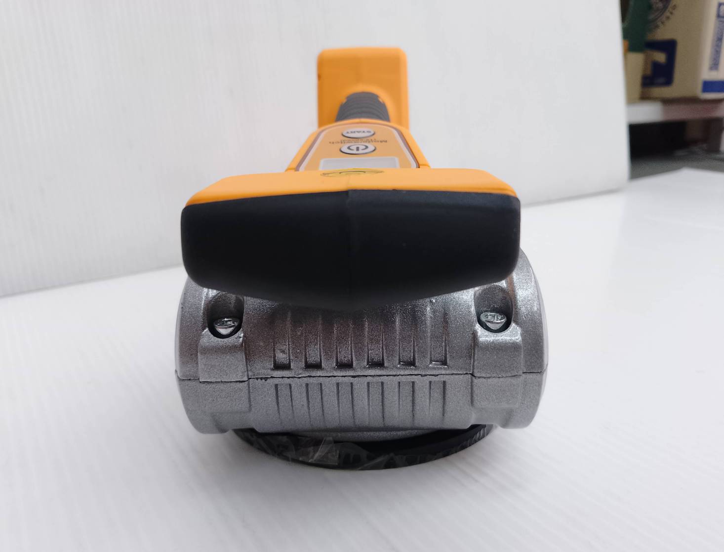 เครื่องสั่นกระเบื้องไร้สาย5“ 20V CTVLI2010 เครื่องเปล่า INGCO