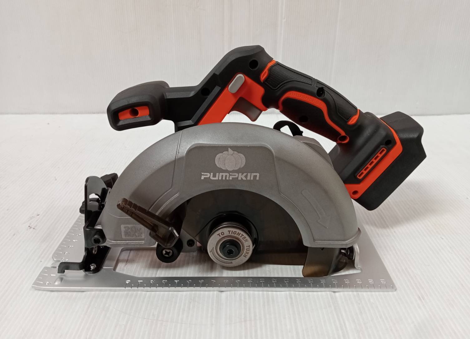 เลื่อยวงเดือนไร้สาย 6.5นิ้ว 20V INF-165CSBL PUMPKIN (ตัวเปล่า) #50353