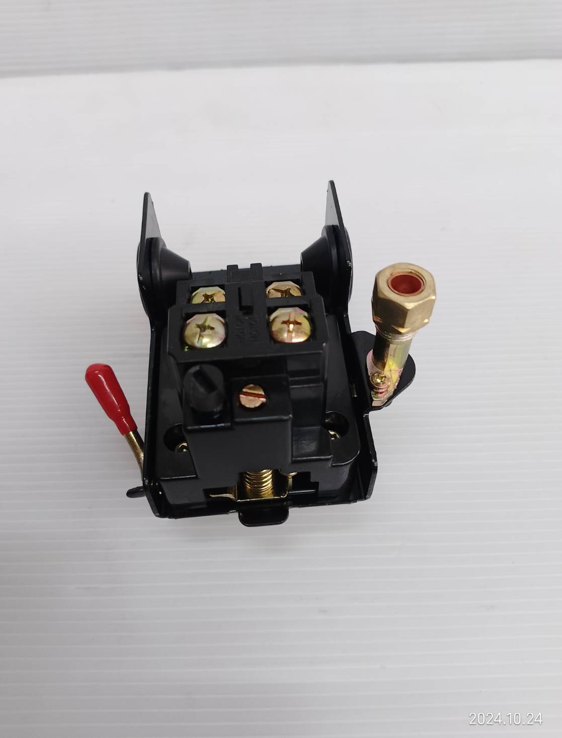 POLO สวิตช์ควบคุมแรงดัน ระบบลม (1 WAY) รุ่น PC-6 ช่วงแรงดัน 20-175 PSI ใช้งานสำหรับปั๊มลม (โปโล)