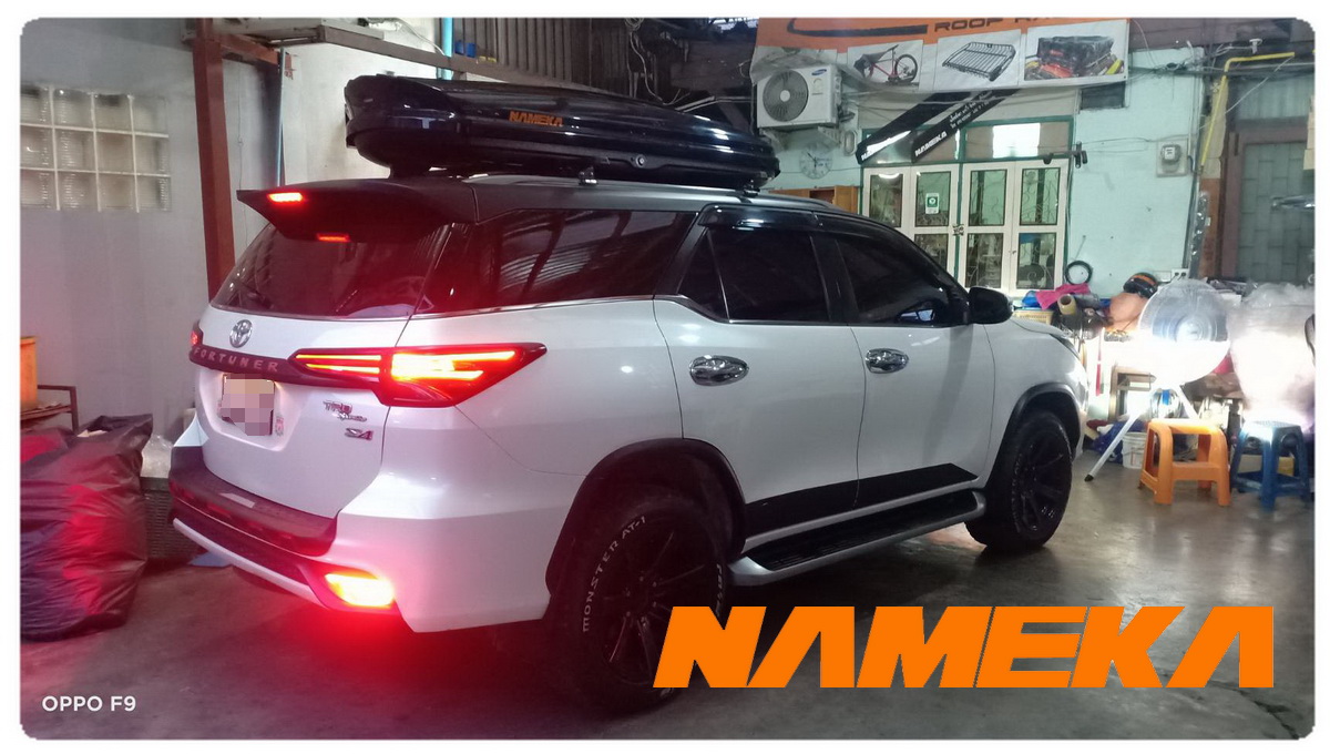 Roof Box NAMEKA Model: X-Box กล่องเก็บสัมภาระ นาเมกะ