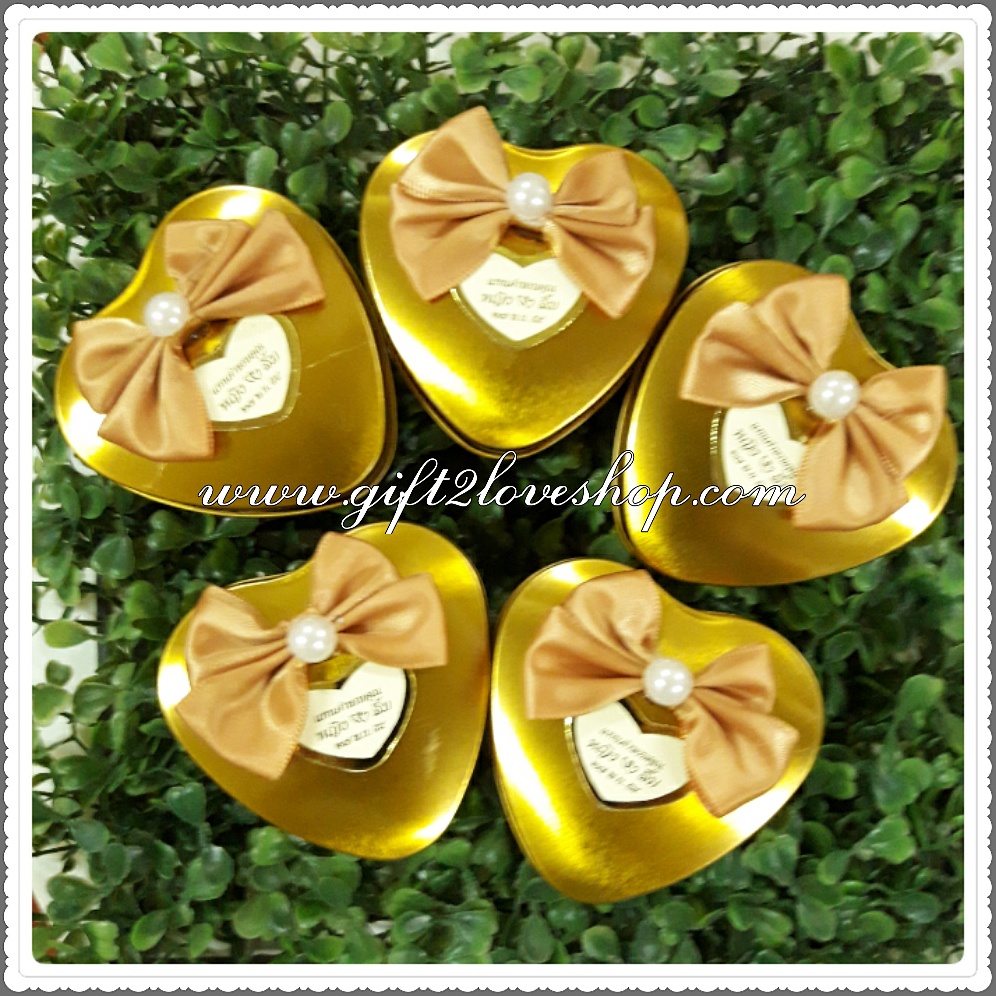 กล่องโลหะรูปหัวใจ หลากสี