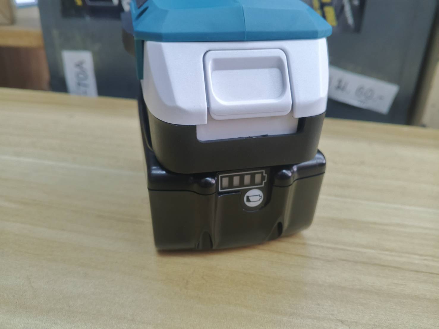 อแดปเตอร์แปลงแบต18V MAKITA หรือ PUMPKIN (P20) มาใช้กับเครื่อง MAKITA G-Type