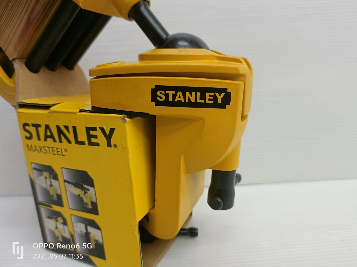 STANLEY ปากกาจับชิ้นงาน 3" แบบชุดคู่ หมุนได้360องศา รุ่น 1-83-069