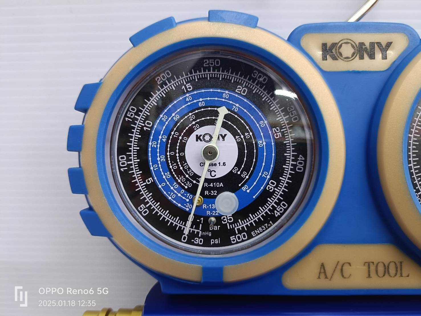 KONY เกย์ชาร์จ36" กระเป๋าพร้อมข้อต่อ 134A R32-410 ใช้ได้กับแอร์ทุกรุ่น รุ่น AM-130-1