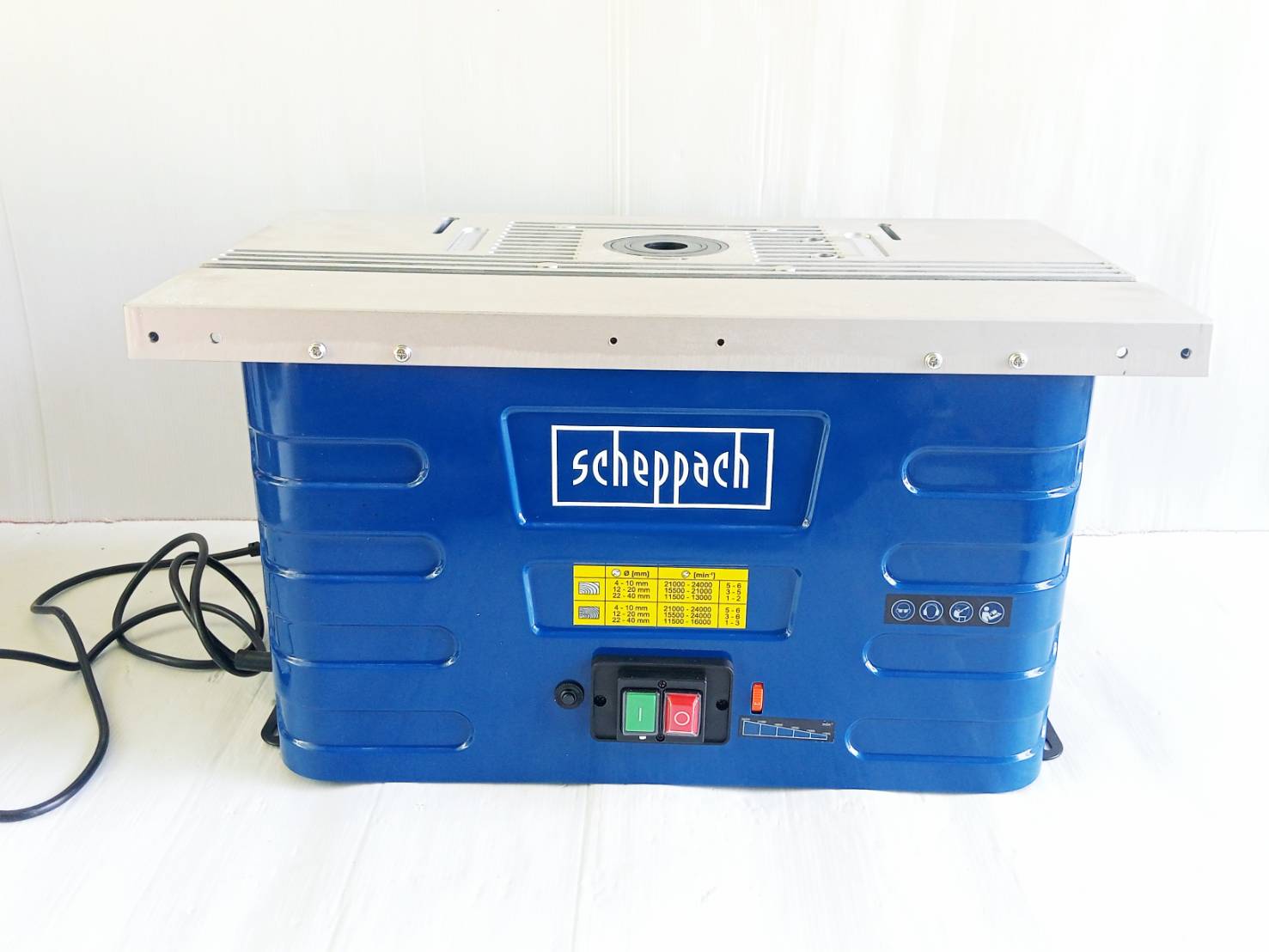 โต๊ะเร้าเตอร์พร้อมมอเตอร์ HF60 SCHEPPACH