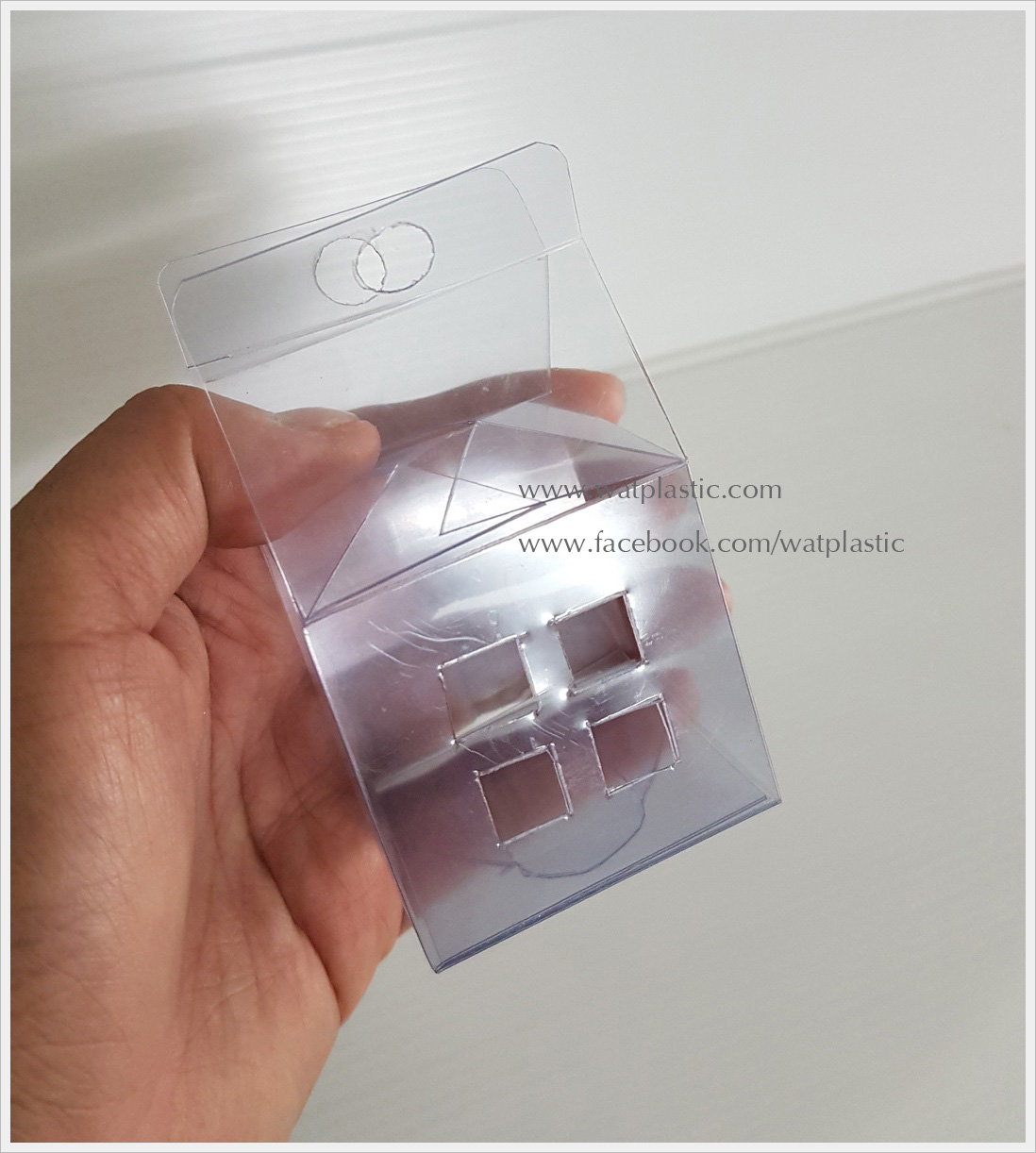 กล่องคัพเค้ก มาการอง 5.1 x 5.1 x 5.1 cm (แบบบ้าน)