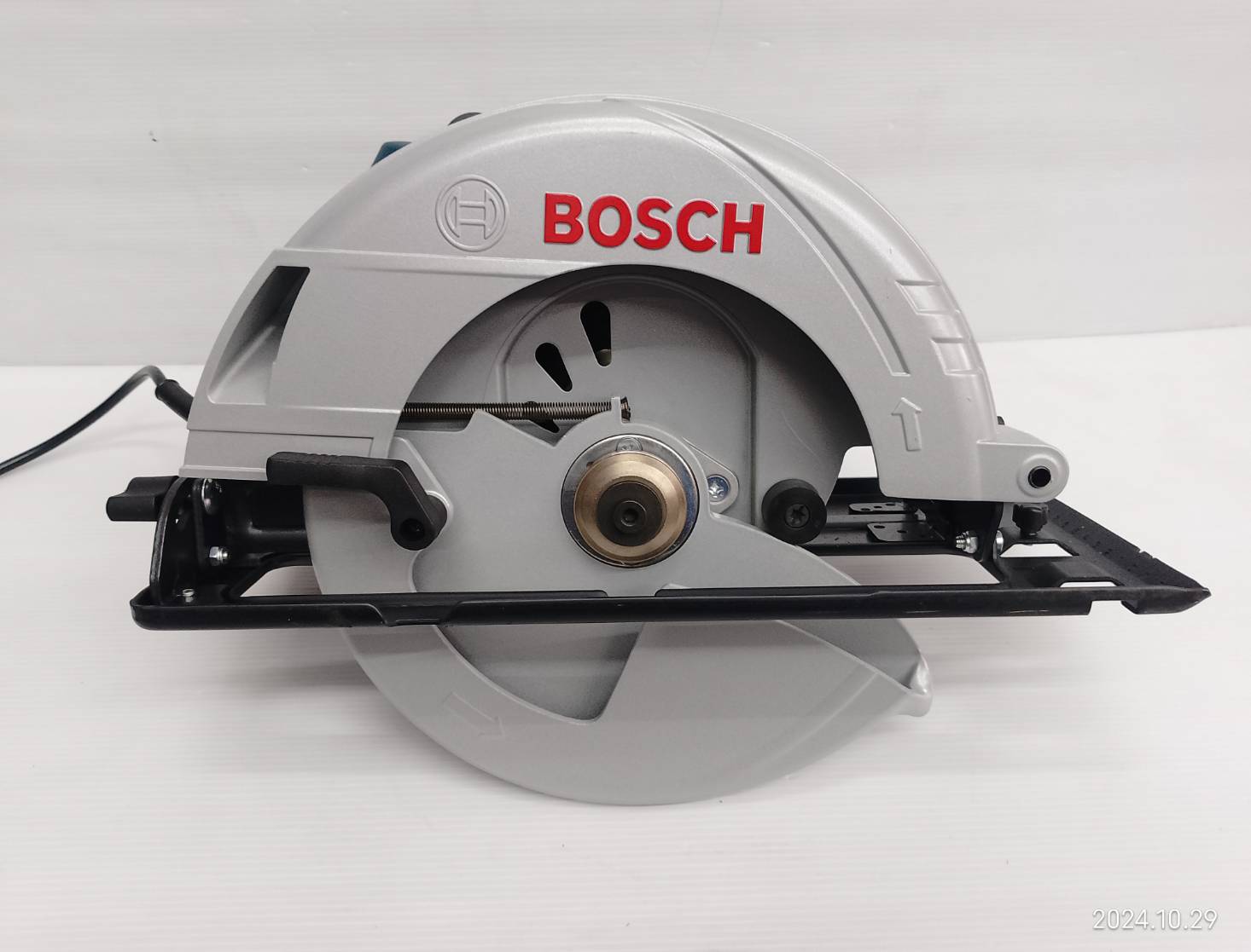 เลื่อยวงเดือน9" GKS235TURBO BOSCH