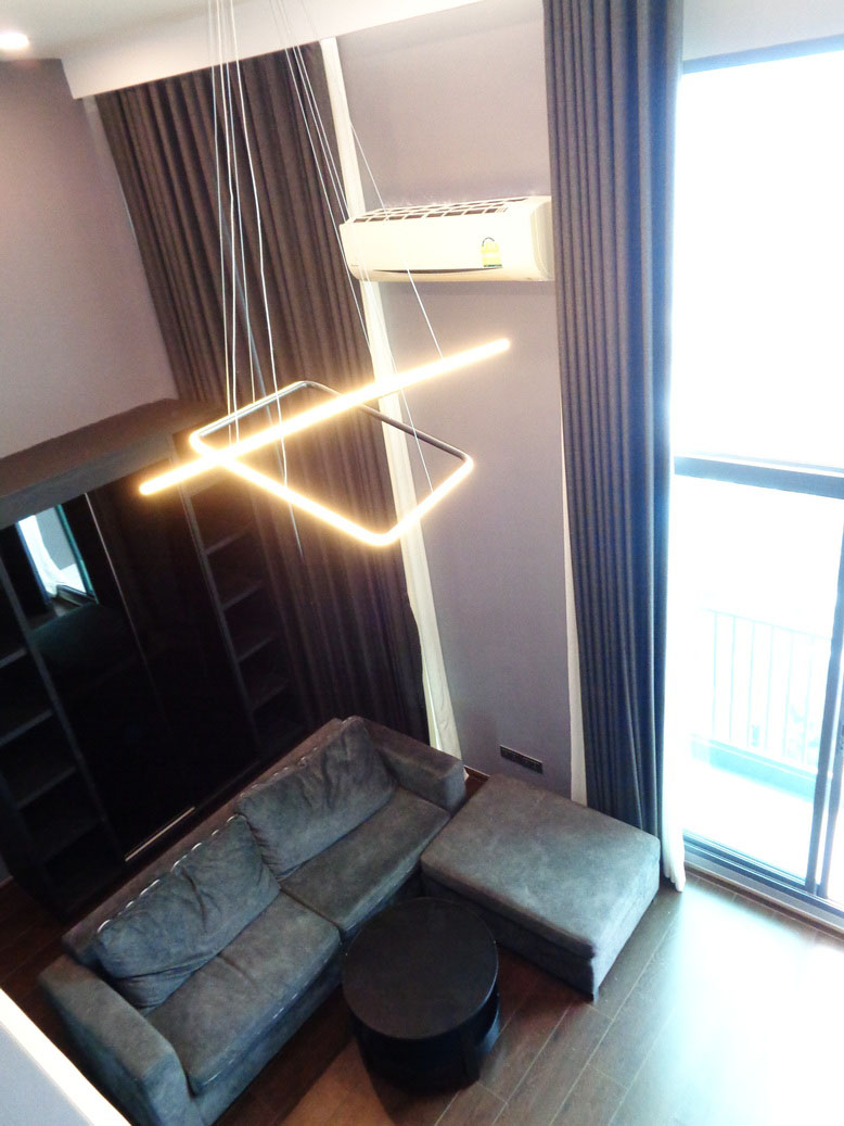 🚩 H1287 ขายขาดทุน คอนโด ซี เอกมัย 44ตารางเมตร Duplex (2ชั้น) อยู่ชั้น42 ใกล้ถนนเพชรบุรีเพียง 100 เมตร ห้องสวย พร้อมอยู่