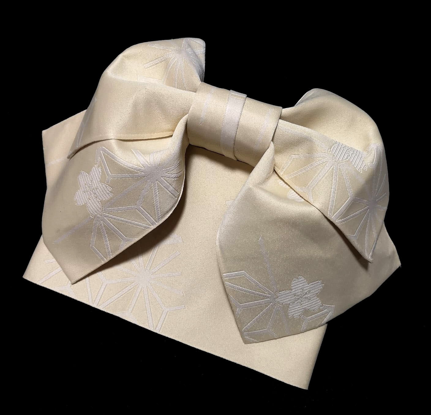 ชุดกิโมโนสีม่วงอ่อน ลาย03