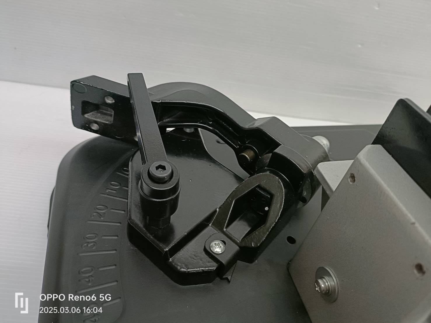 เลื่อยสายพานตัดเหล็ก รุ่น D-OK-MBS127 OKURA