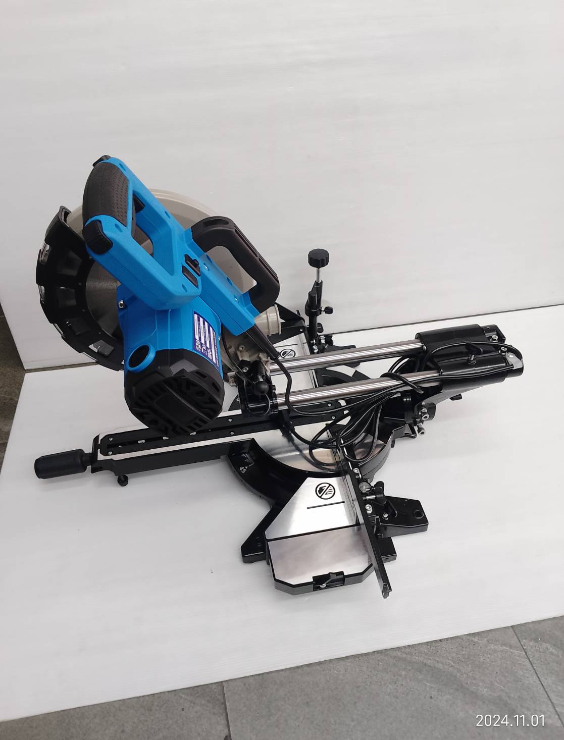 แท่นตัดองศา10" 23-005-003 MIXPRO สไลด์ได้ มีเลเซอร์นำตัด