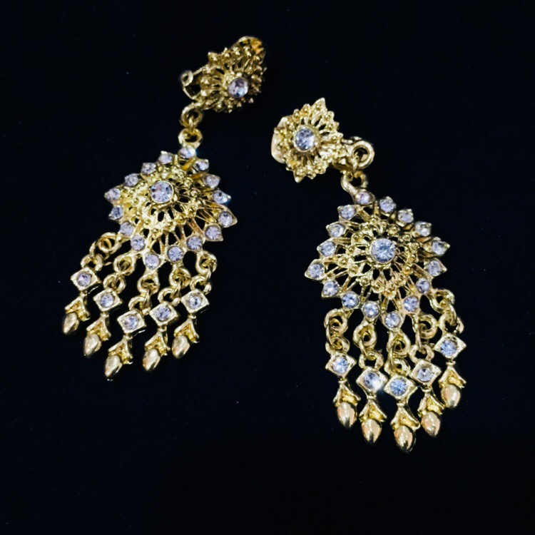 (พร้อมส่ง) ต่างหู 006 ต่างหูเครื่องประดับไทย