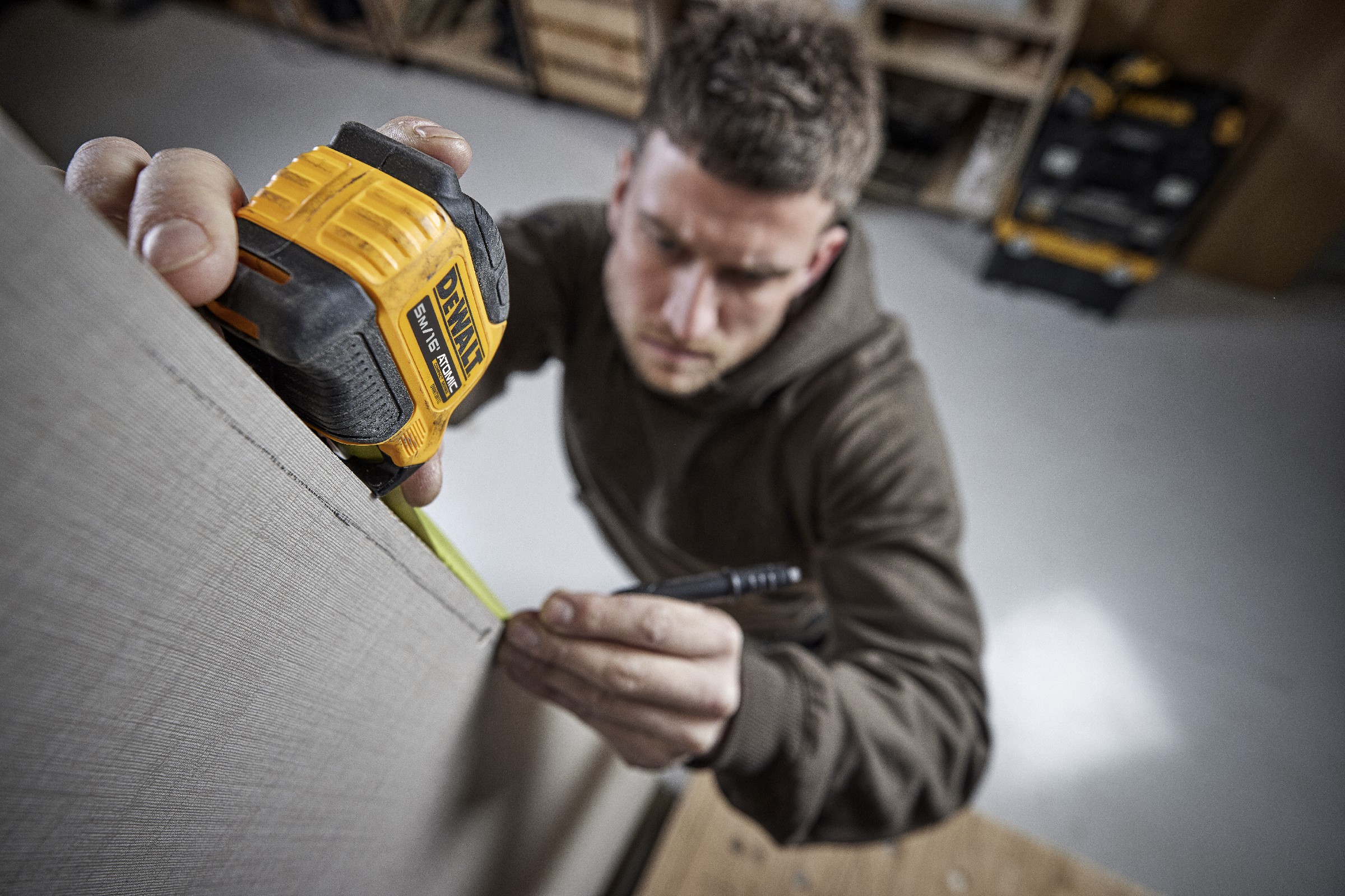 ตลับเมตร5เมตร ATOMIC DWHT38112 DEWALT