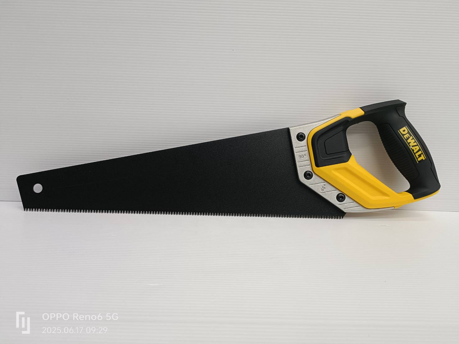 DEWALT รุ่น DWHT20544L เลื่อยมือ DEWALT 15 นิ้ว