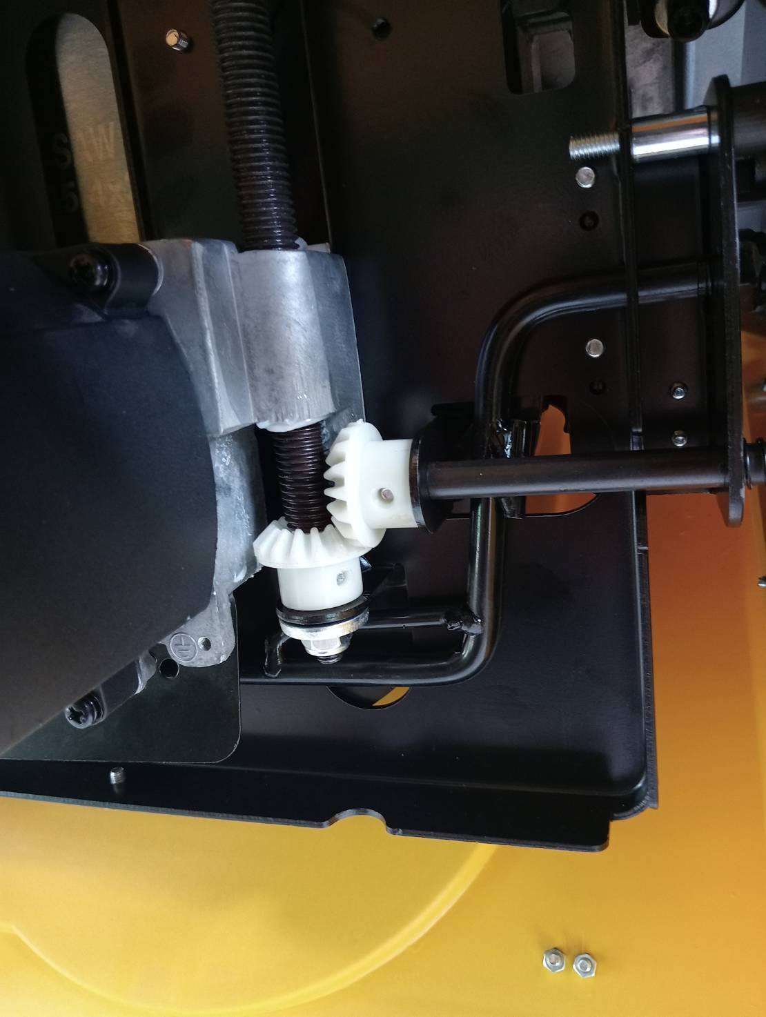 โต๊ะแท่นเลื่อย10" SST2001-B1 STANLEY