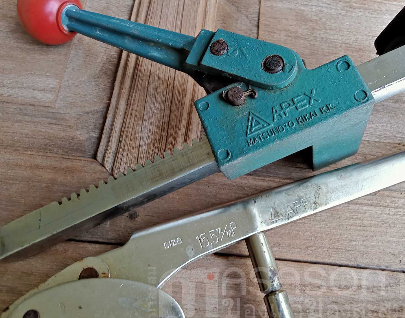 เครื่องรัดกล่องแบบมือโยก