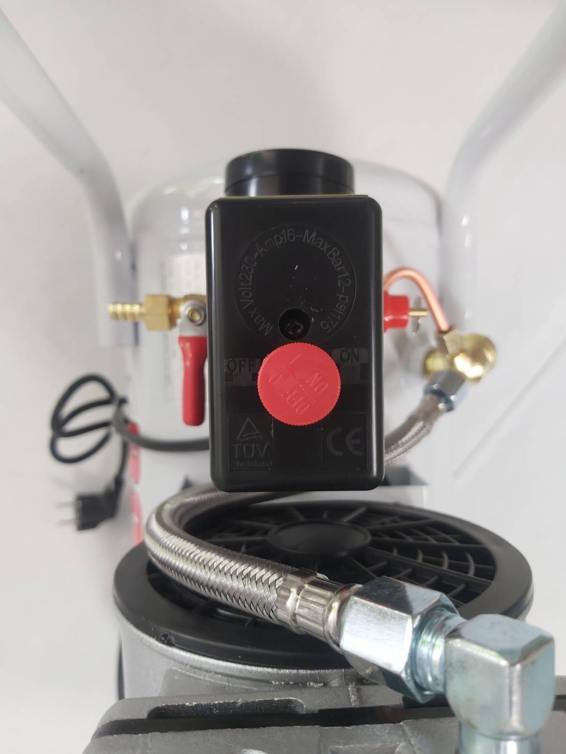 ปั้มลมออยฟรี30ลิตร 650W BONCHI WP550-1/30L