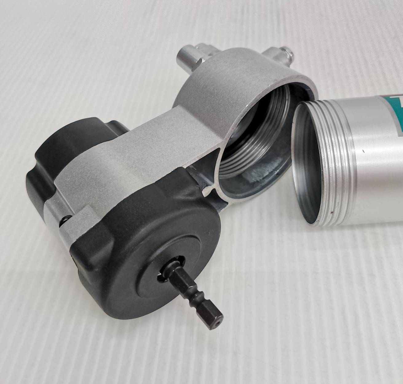 กระบอกอัดจารบี+ พร้อมสายอ่อน 18 นิ้ว (ใช้กับสว่านแบตเตอรี่) รุ่น TGULI2001